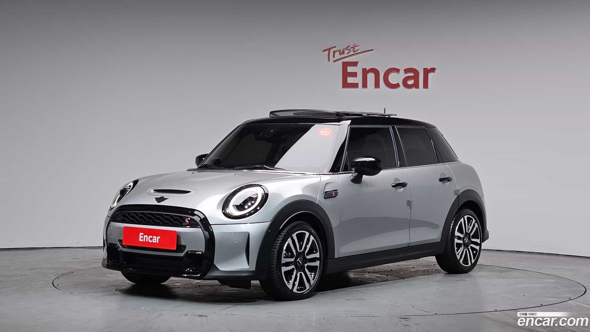 Cooper Mini 2023.9-OUTER-001