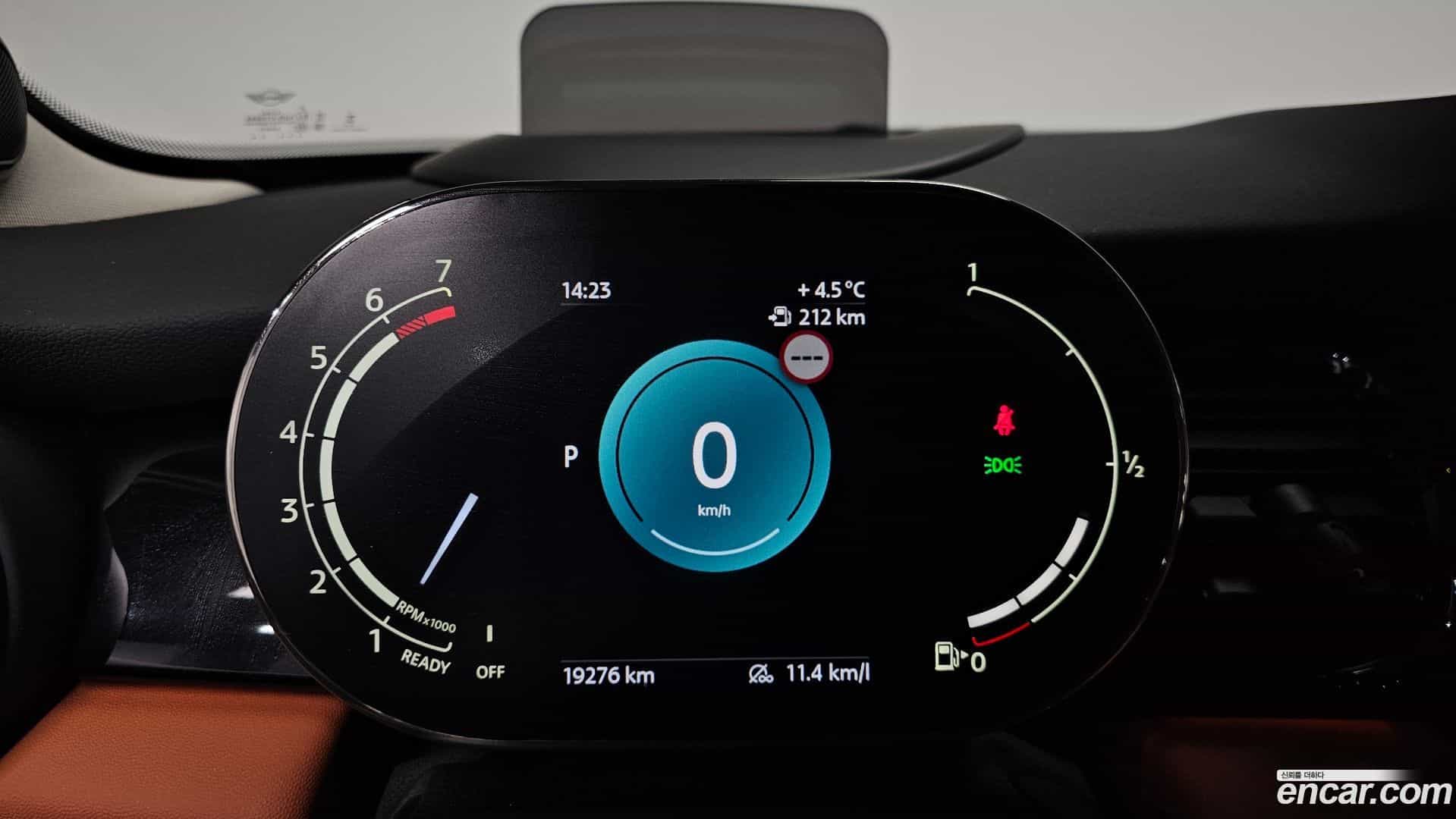 Cooper Mini 2023.9-INNER-008