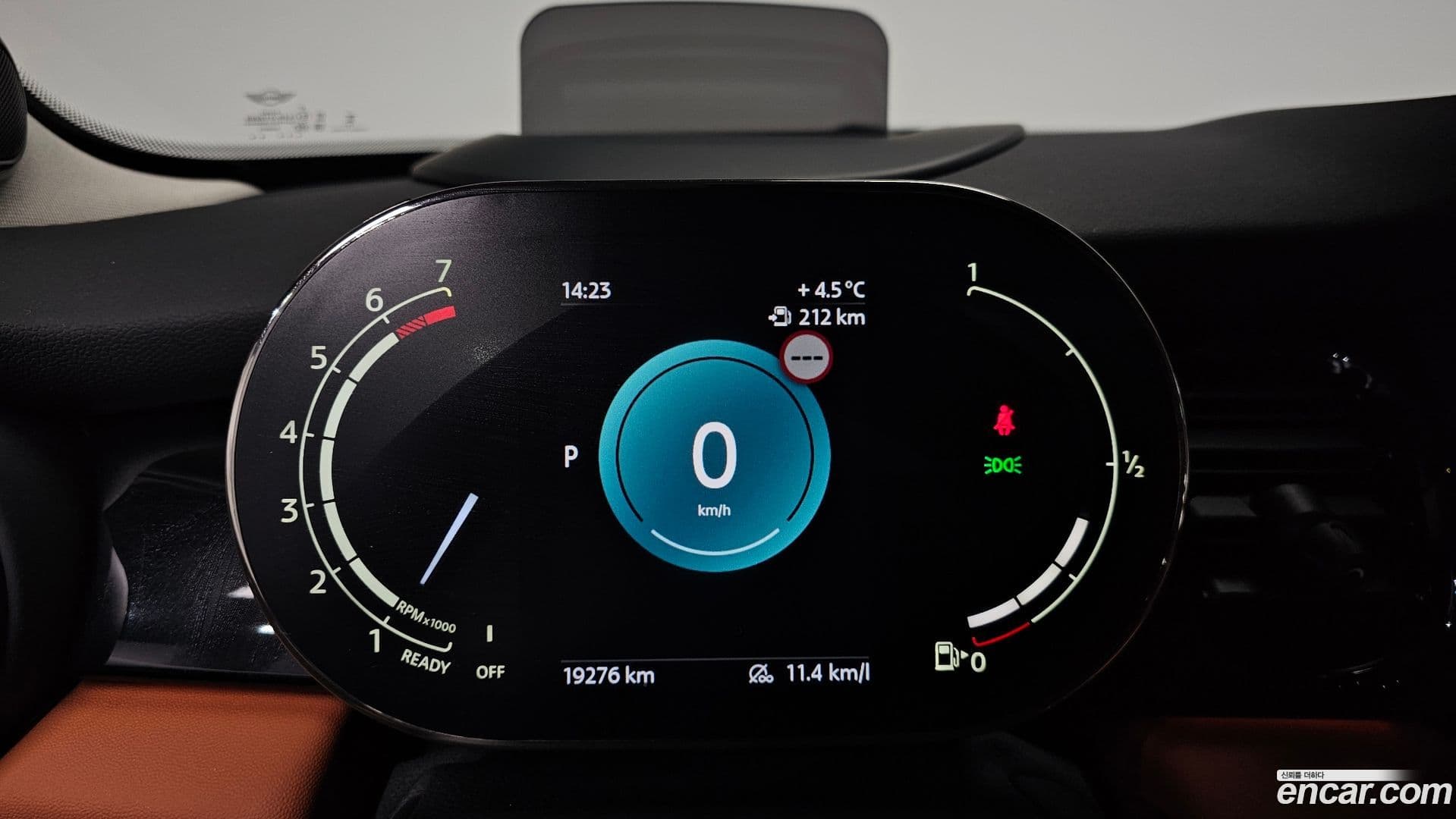 Main__Slider__Photo:Cooper Mini 2023.9-7