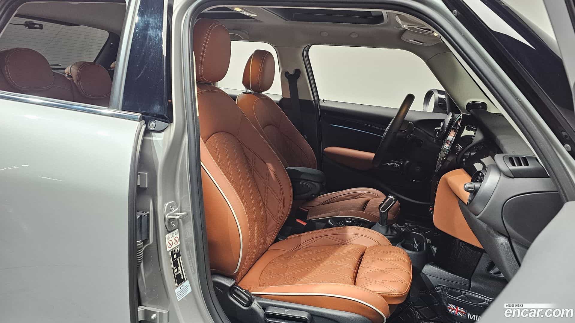 Cooper Mini 2023.9-INNER-010