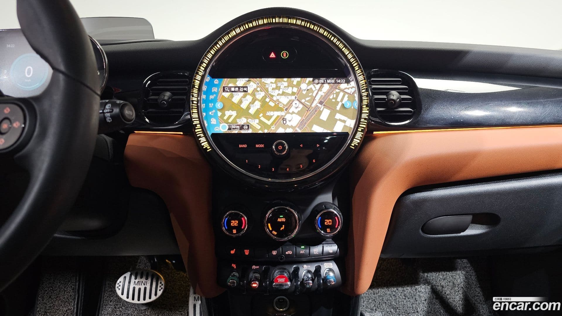 Main__Slider__Photo:Cooper Mini 2023.9-13