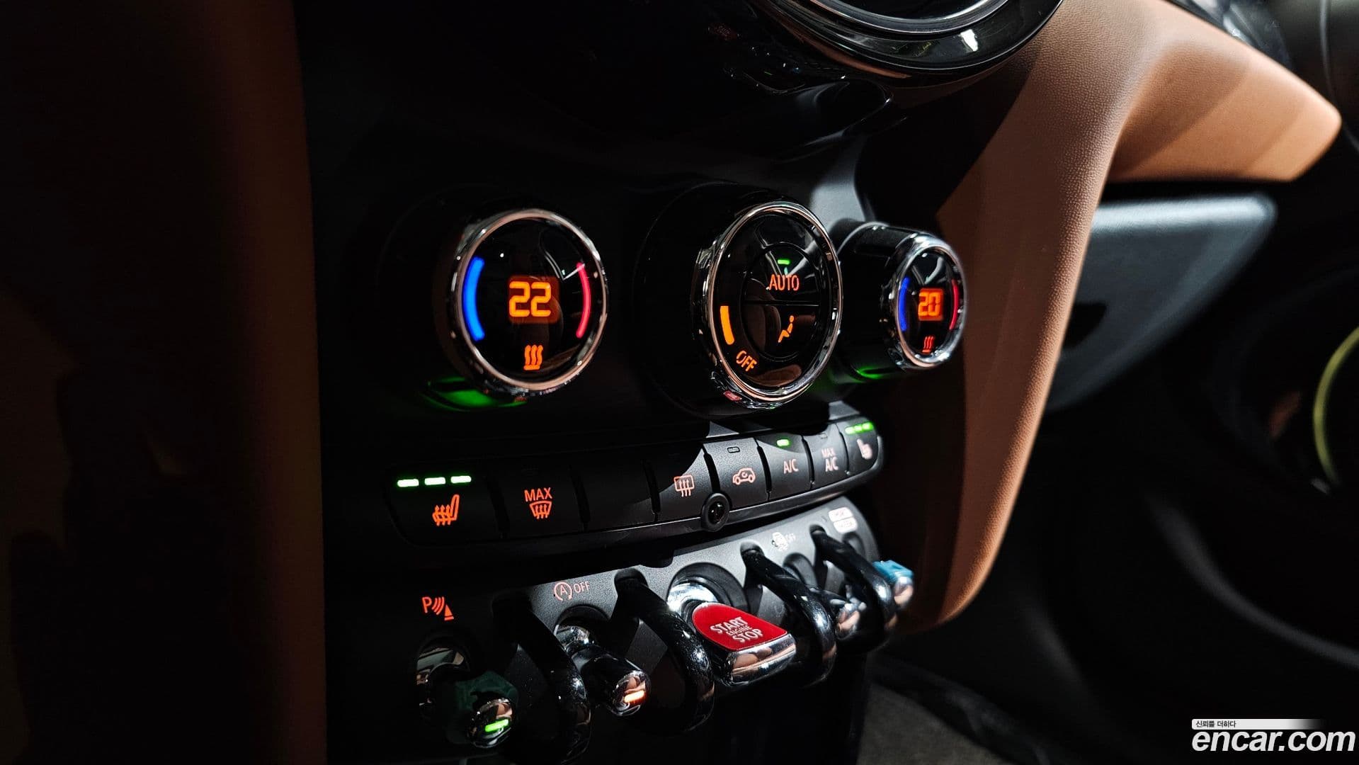 Main__Slider__Photo:Cooper Mini 2023.9-18