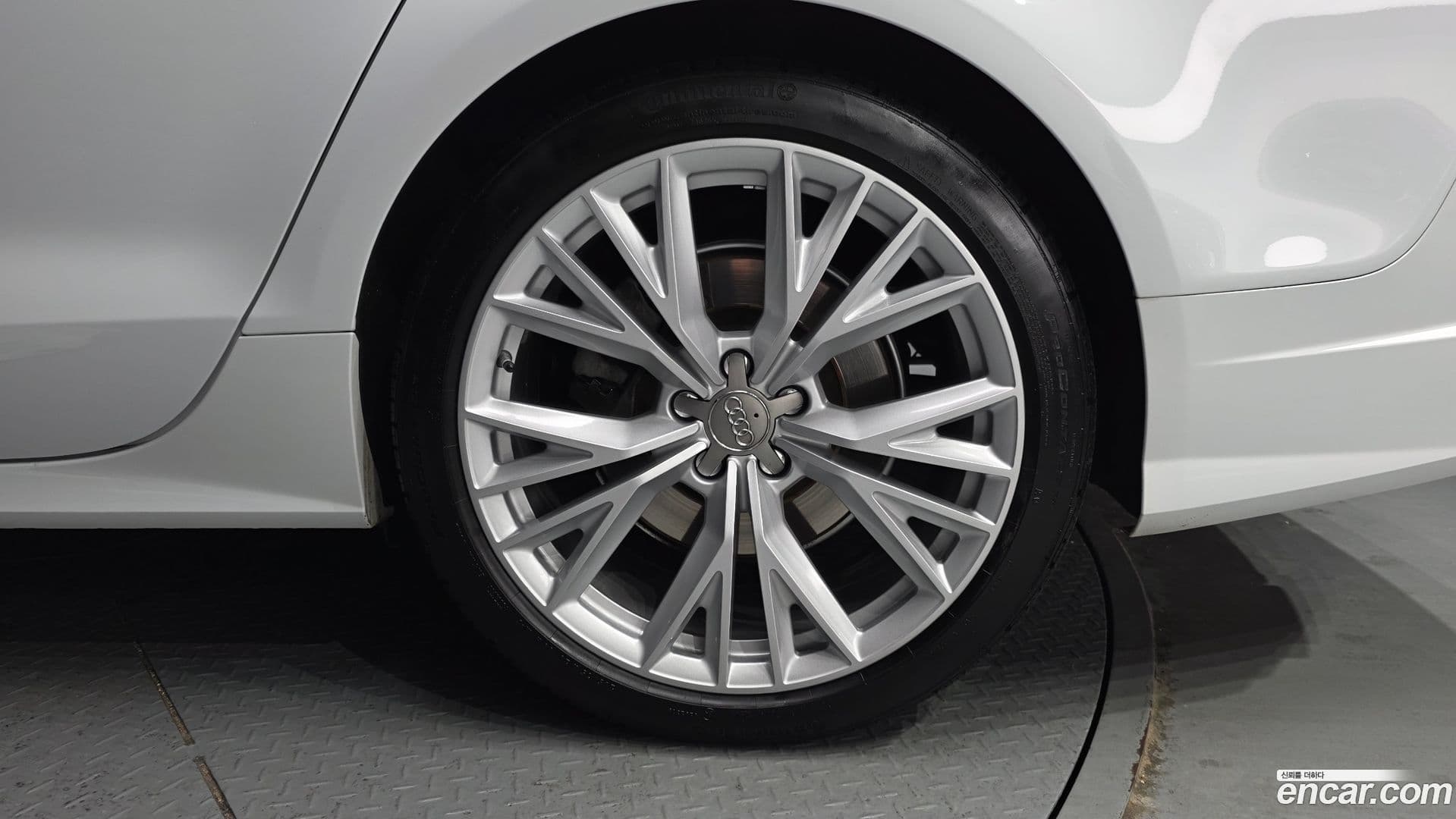 Main__Slider__Photo:A7 Audi 2016.9-4