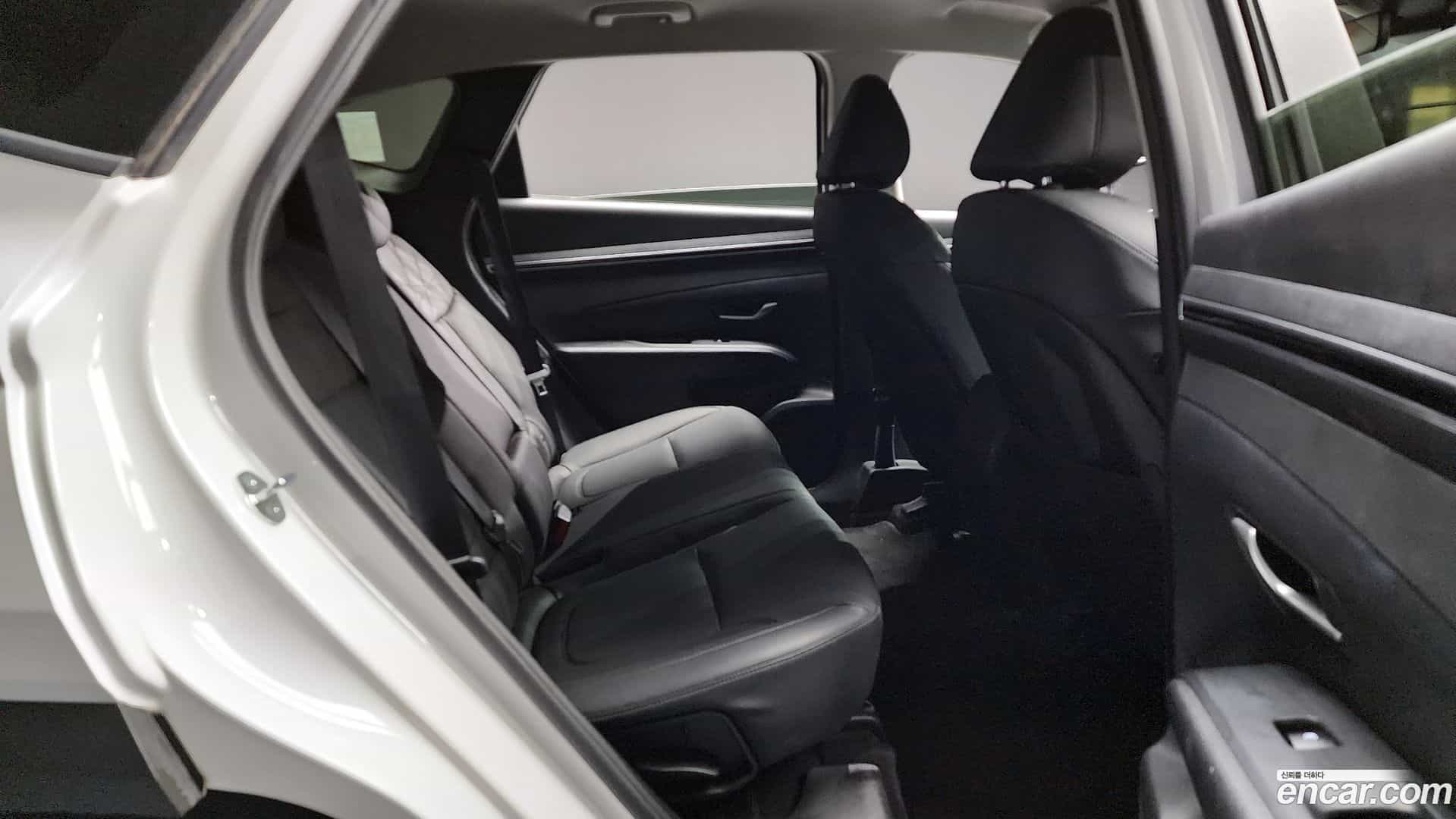 Tucson Hyundai 2023.7-OPTION-016