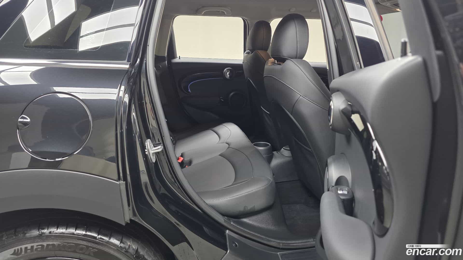 Cooper Mini 2023.10-OPTION-016