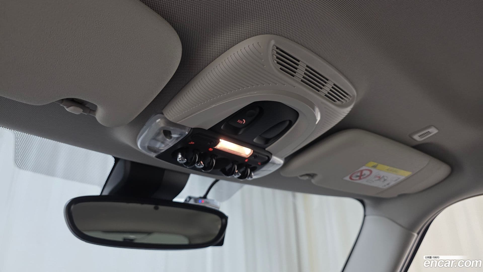 Main__Slider__Photo:Cooper Mini 2023.10-16