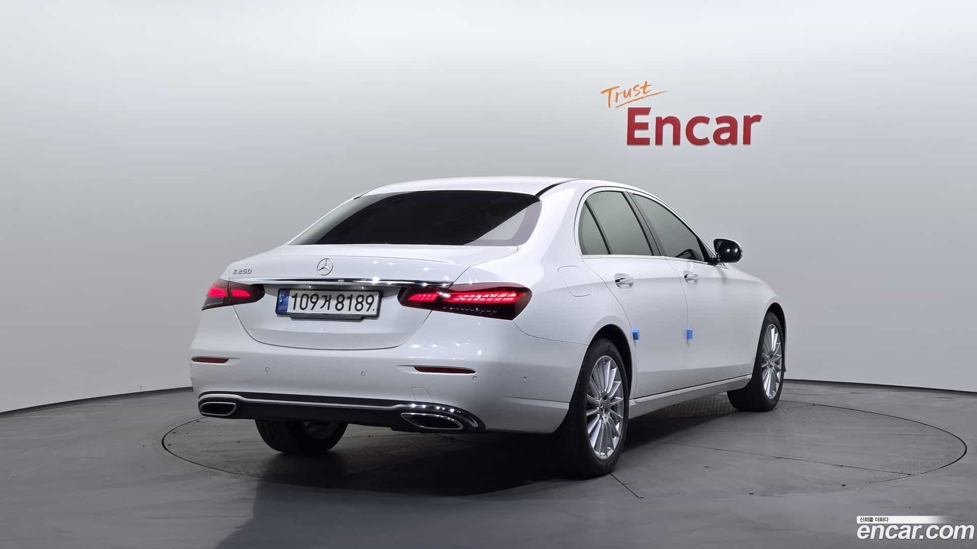 E-Class Mercedes-Benz 2021.3-OUTER-002