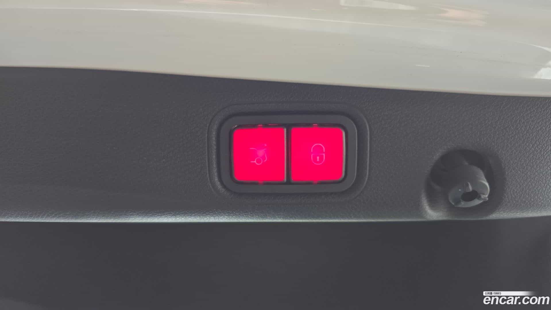 E-Class Mercedes-Benz 2021.3-OPTION-024