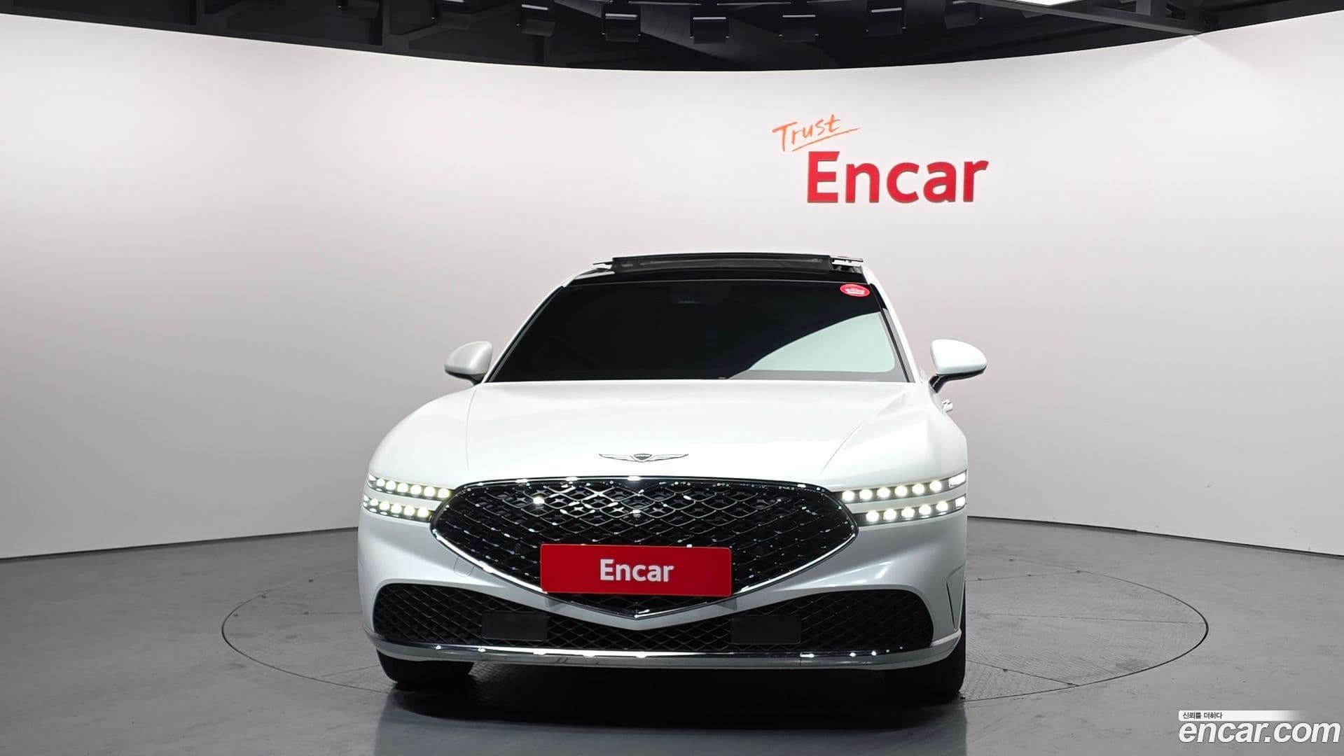 Main__Slider__Photo:G90 Genesis 2023.8-2