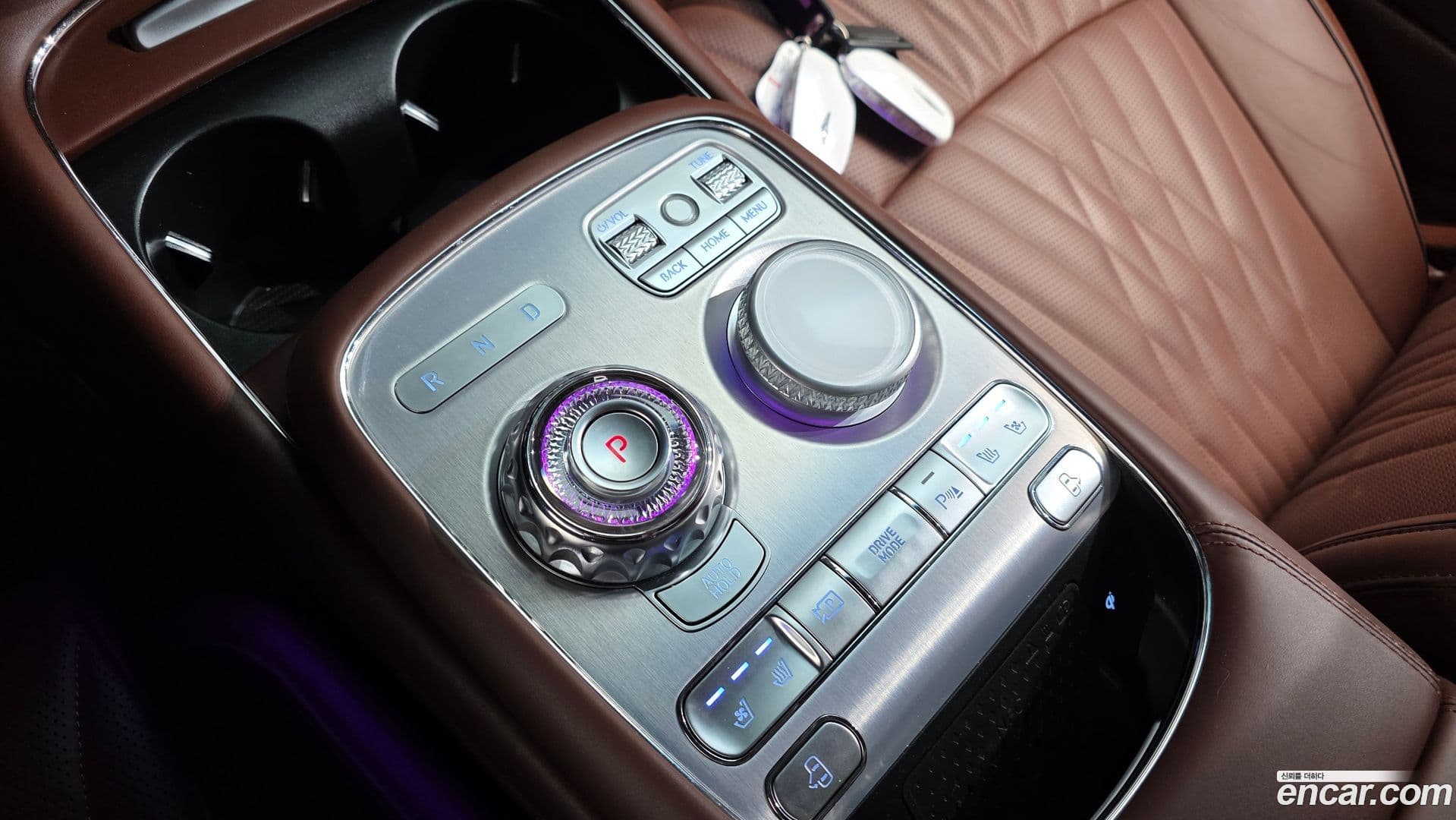 Main__Slider__Photo:G90 Genesis 2023.8-8