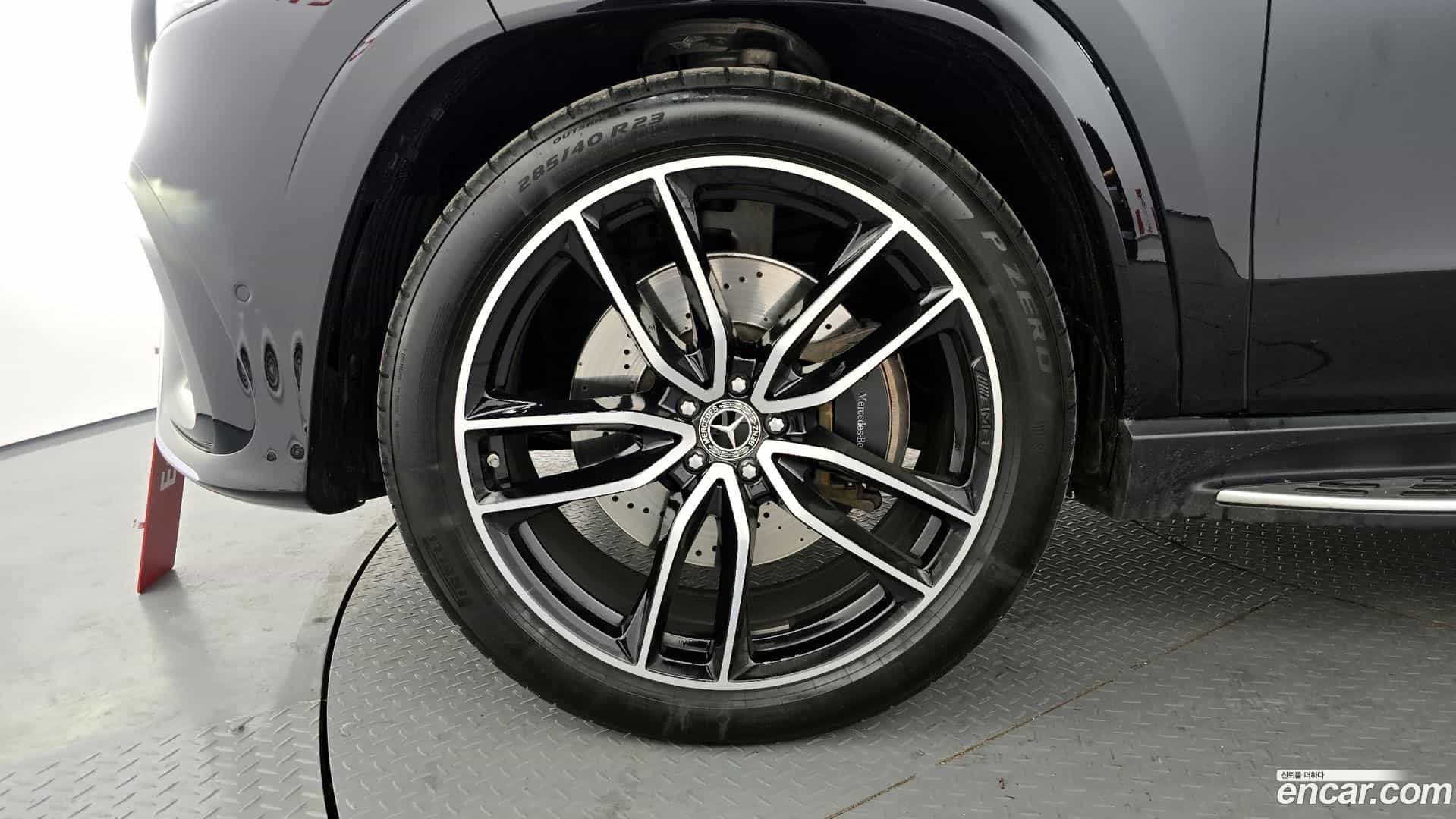 GLS-Class Mercedes-Benz 2025.10-OUTER-005