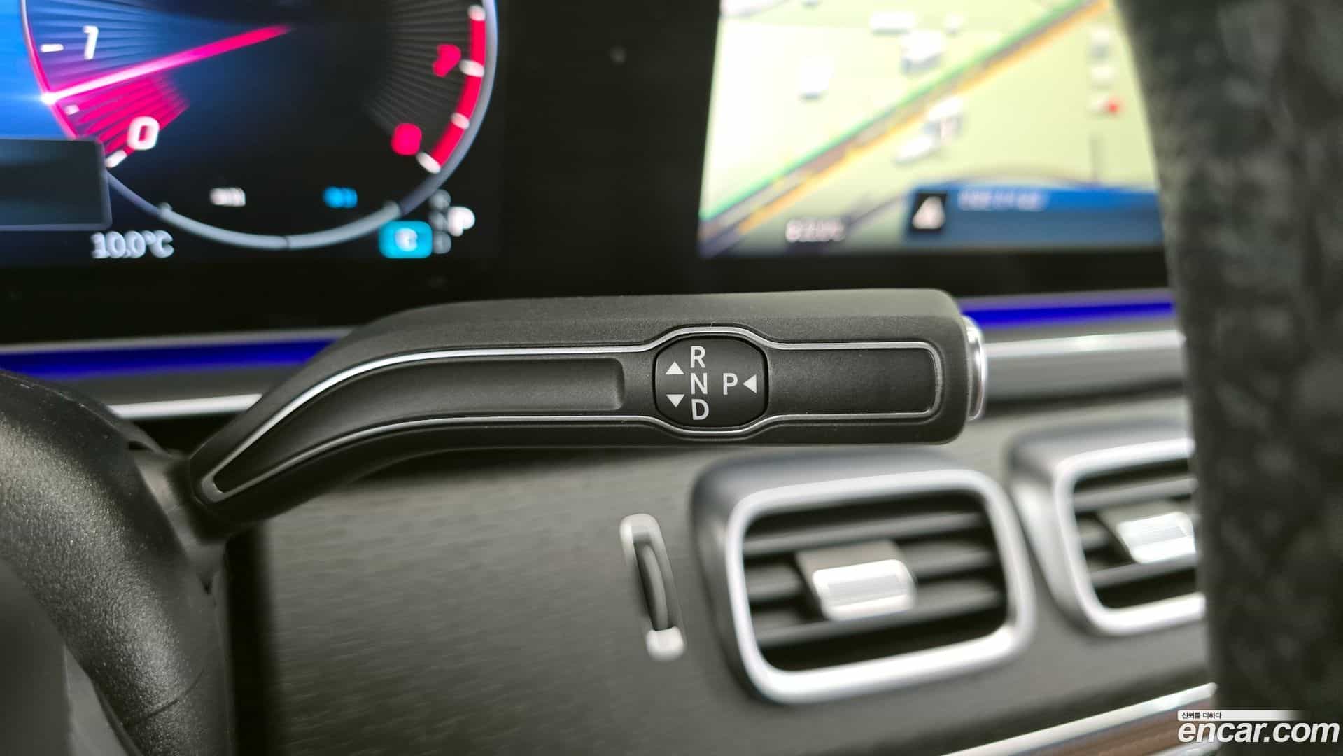 GLS-Class Mercedes-Benz 2025.10-INNER-009