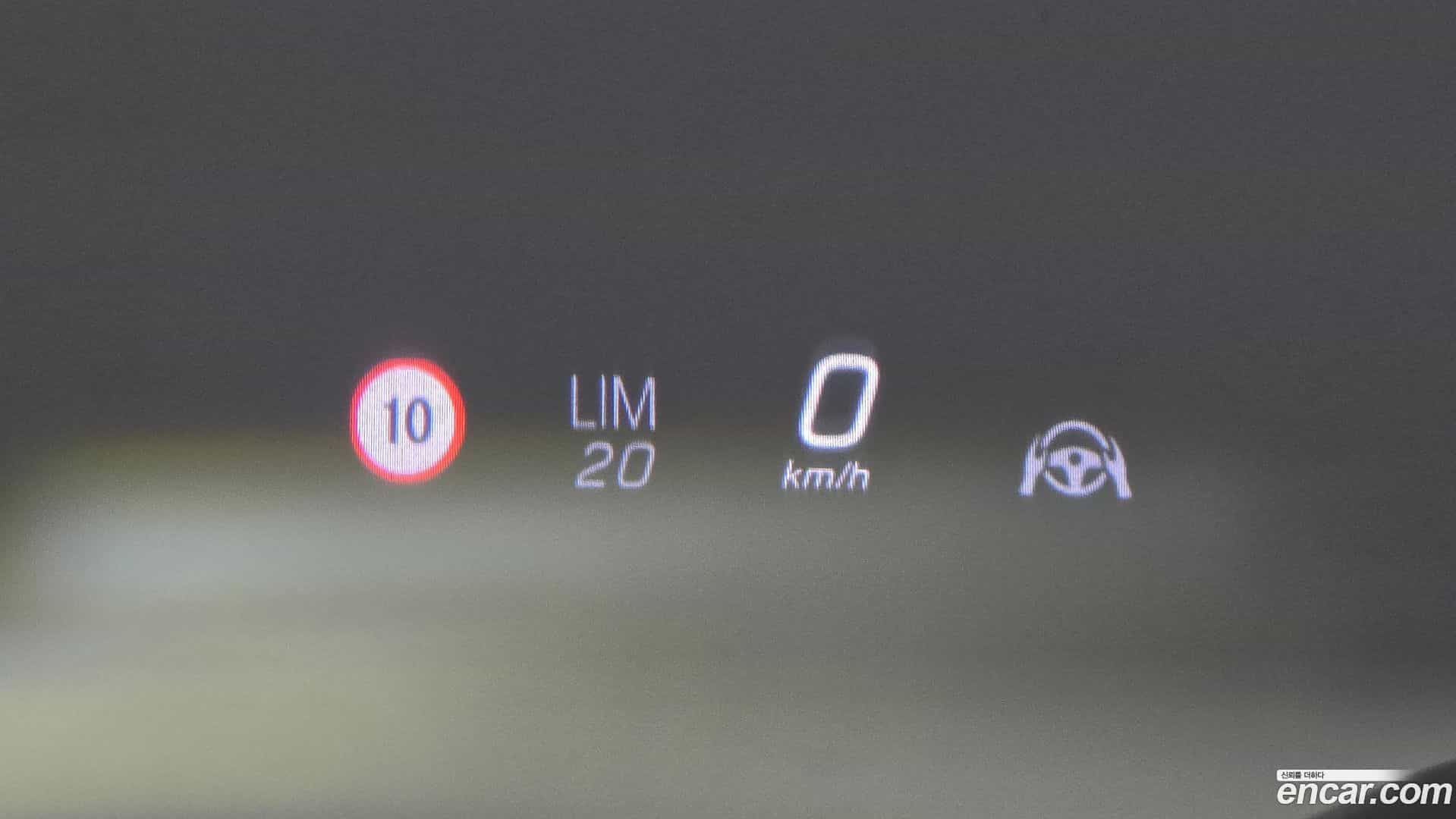 GLS-Class Mercedes-Benz 2025.10-OPTION-021