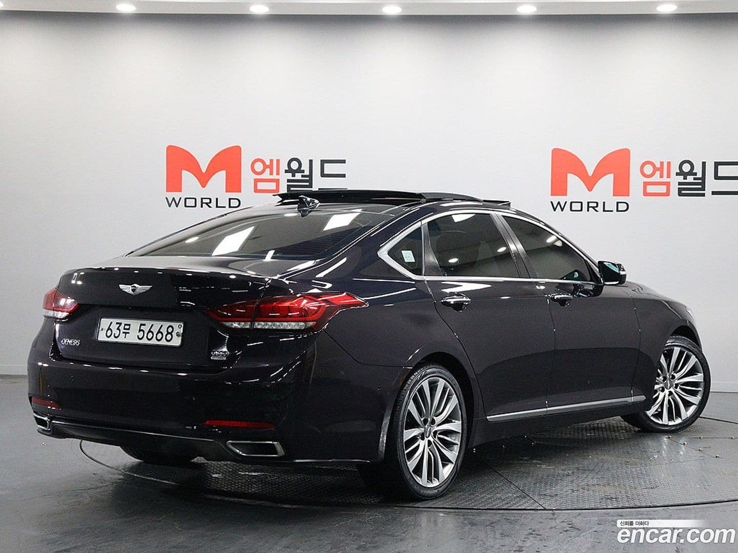 Main__Slider__Photo:Genesis Hyundai 2014.3-2