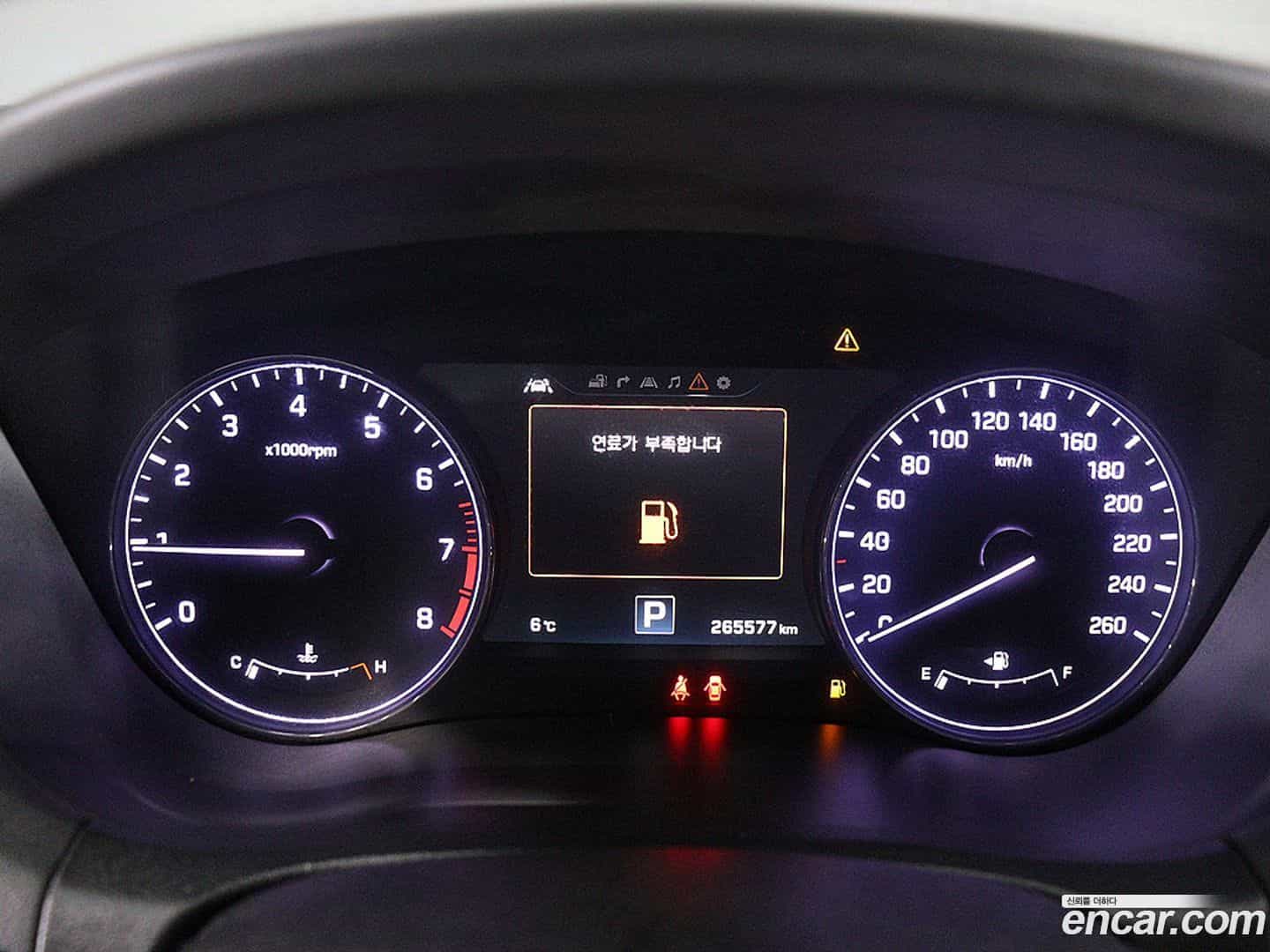 Genesis Hyundai 2014.3-INNER-006