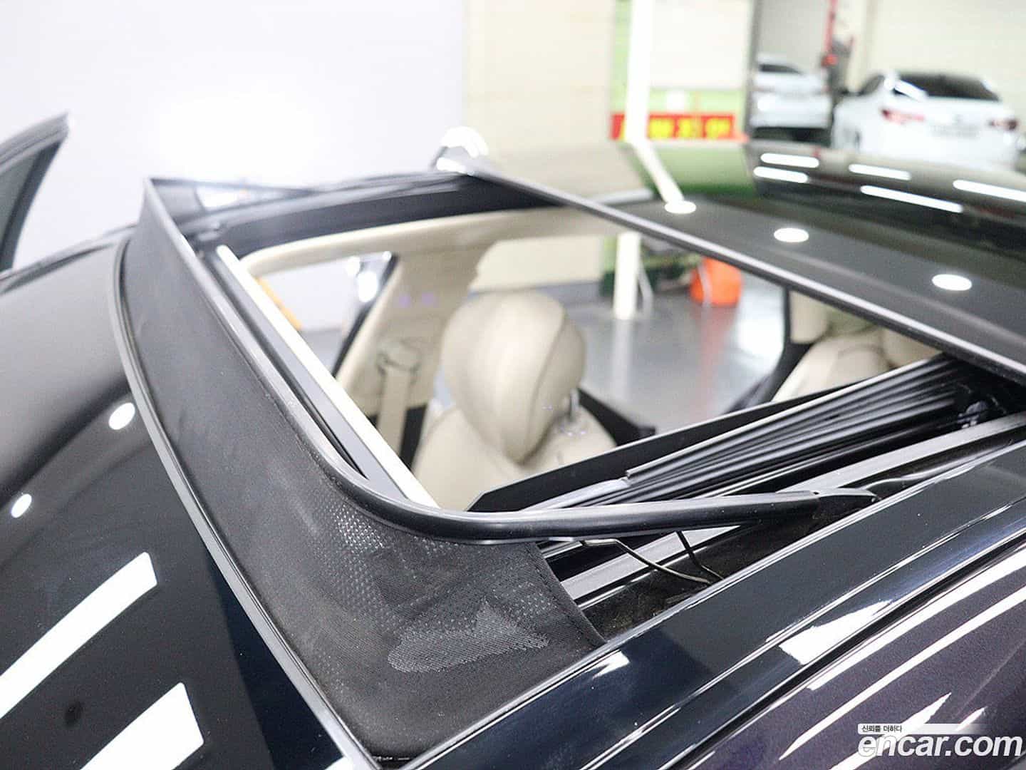 Genesis Hyundai 2014.3-INNER-010