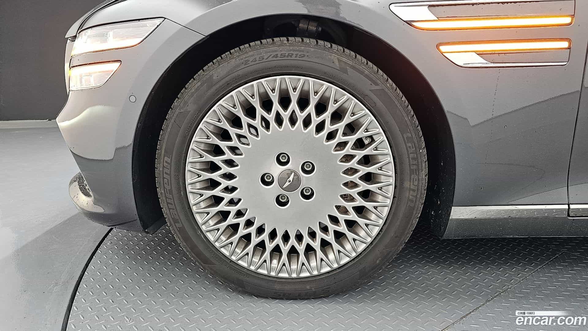 G80 Genesis 2020.5-OUTER-005