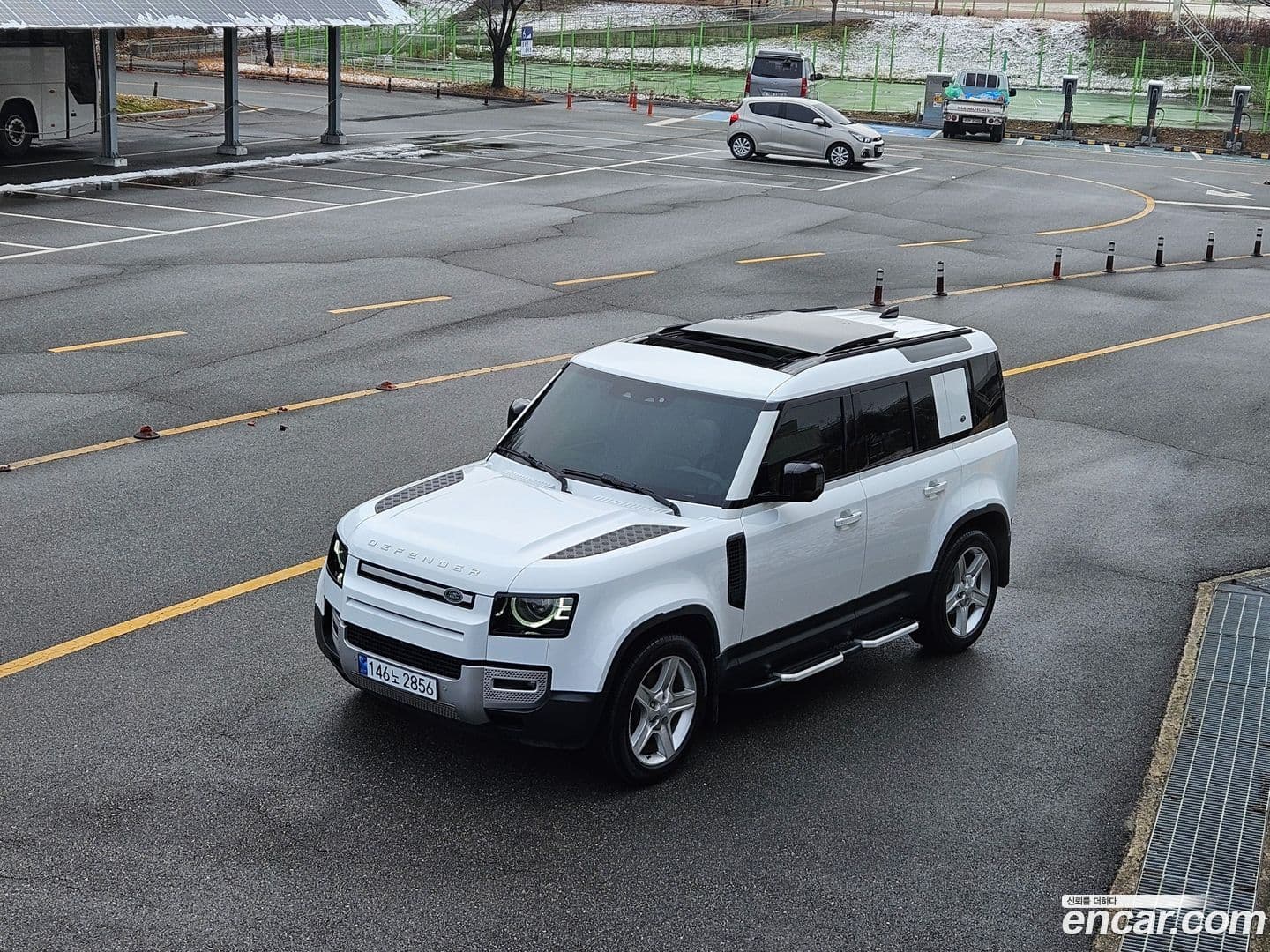 Main__Slider__Photo:Defender Land Rover 2020.11-1