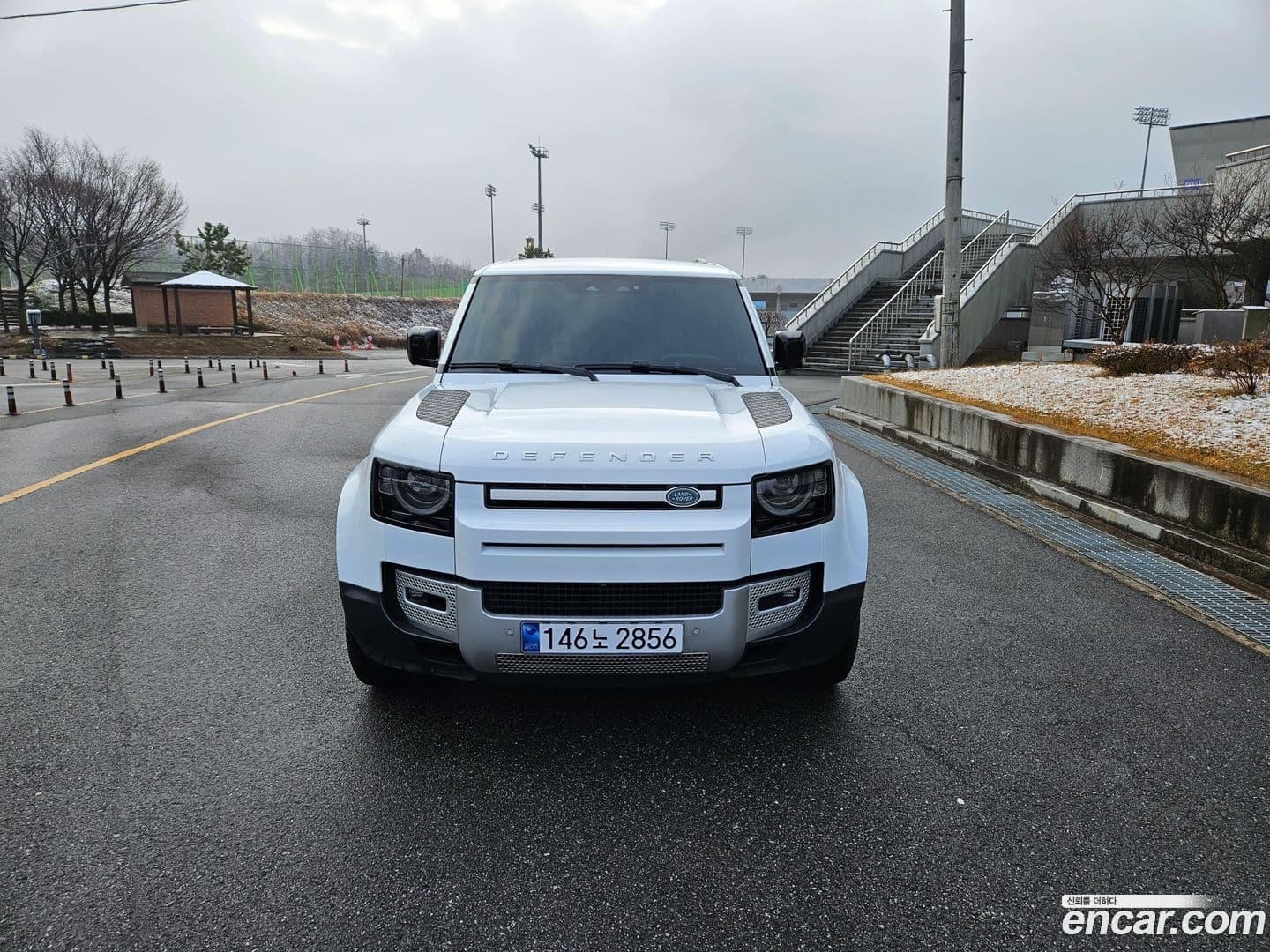 Main__Slider__Photo:Defender Land Rover 2020.11-2