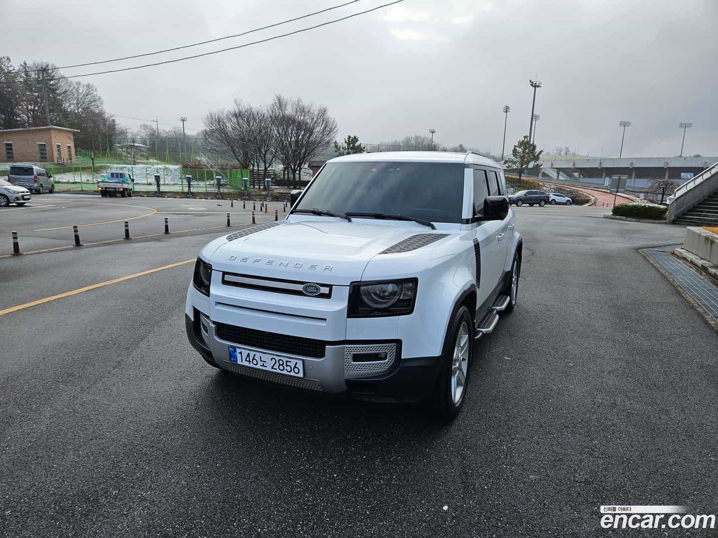 Defender Land Rover 2020.11-OPTION-015