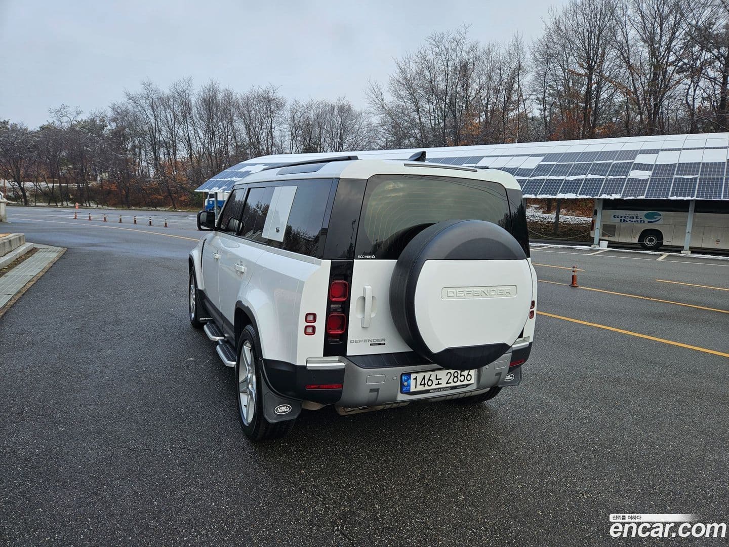 Main__Slider__Photo:Defender Land Rover 2020.11-11