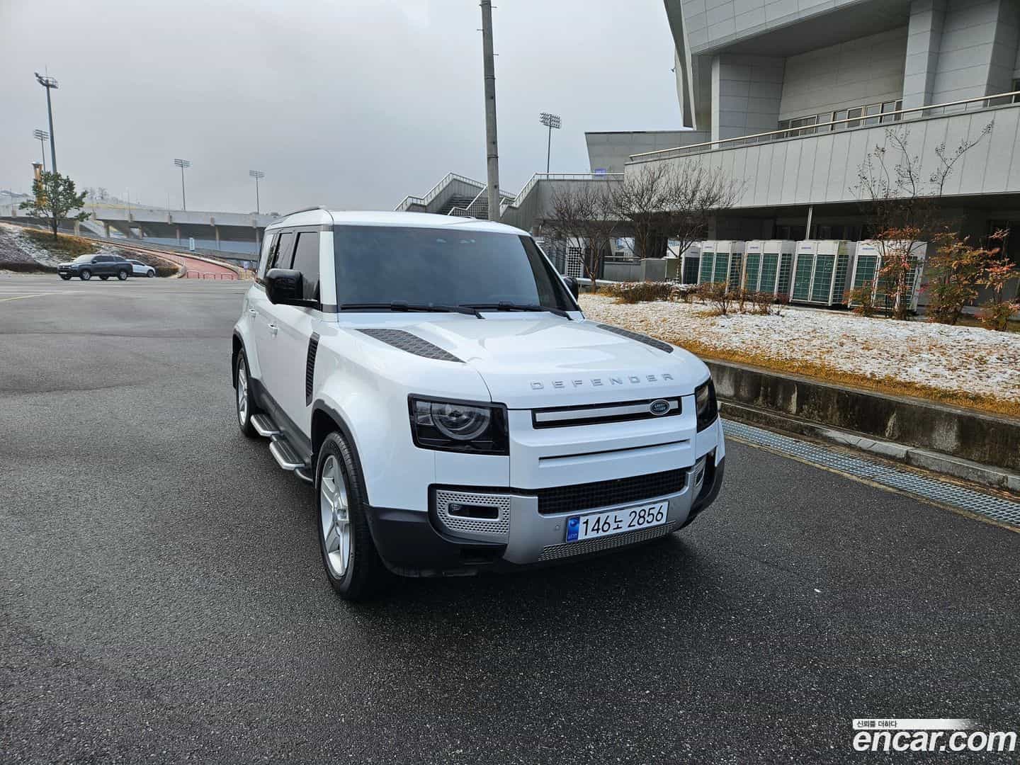 Defender Land Rover 2020.11-OPTION-017