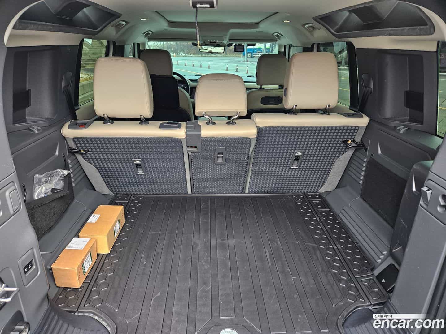 Defender Land Rover 2020.11-OPTION-021