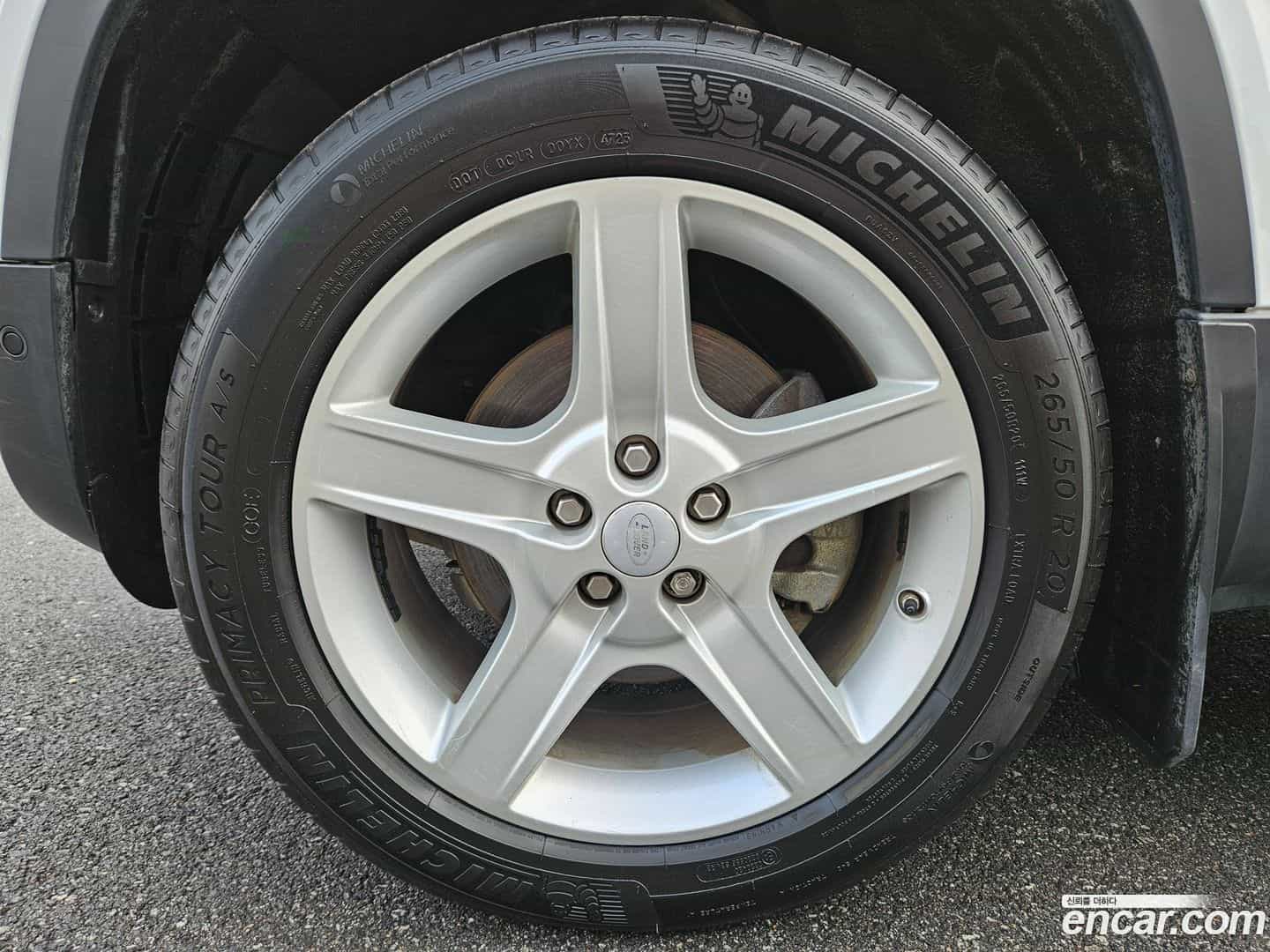 Defender Land Rover 2020.11-OPTION-022