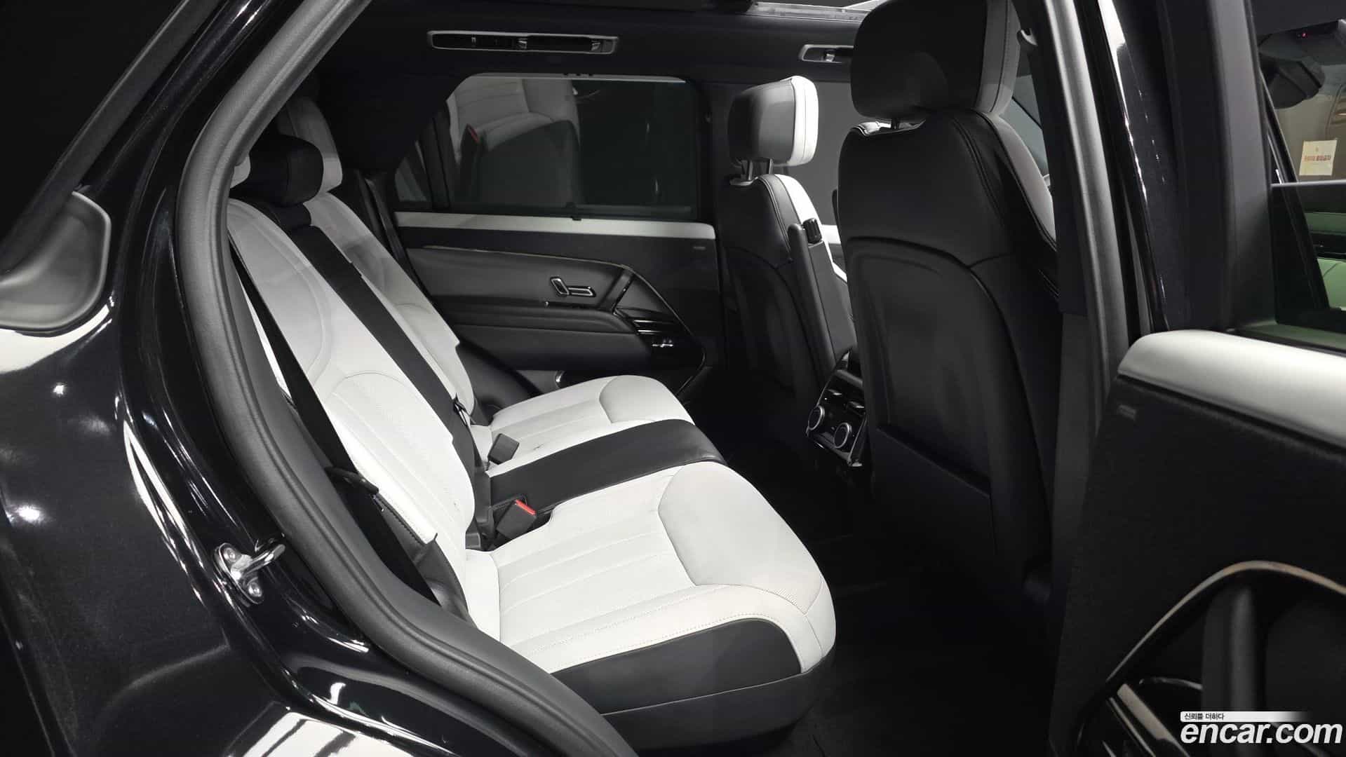 Range Rover Sport Land Rover 2025.3-OPTION-016