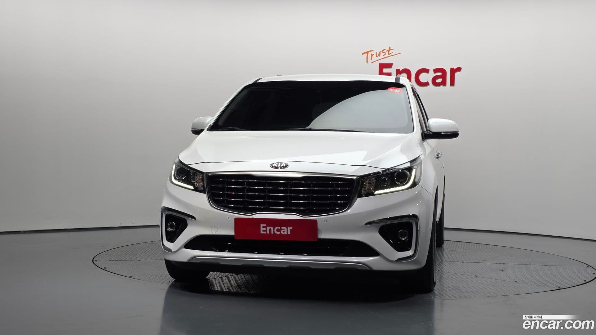 Main__Slider__Photo:Canival Kia 2018.6-2