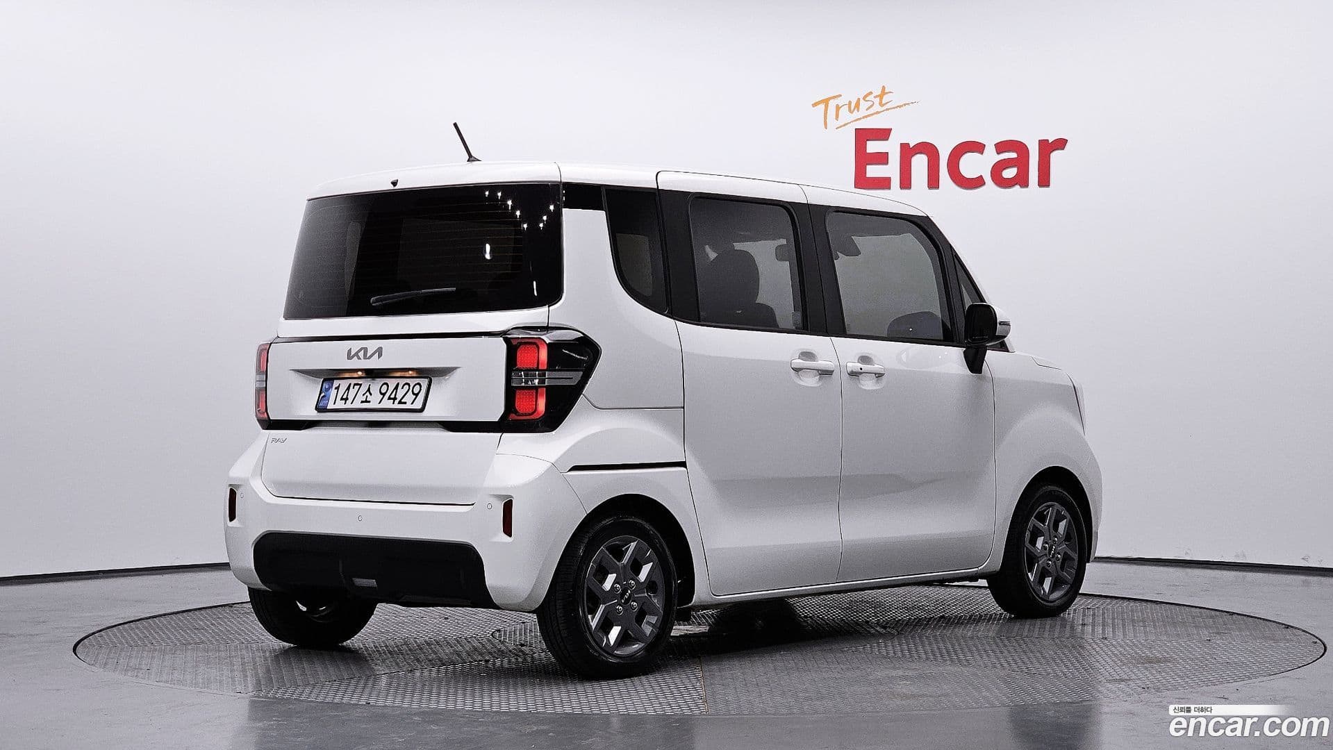 Main__Slider__Photo:RAY Kia 2023.8-1