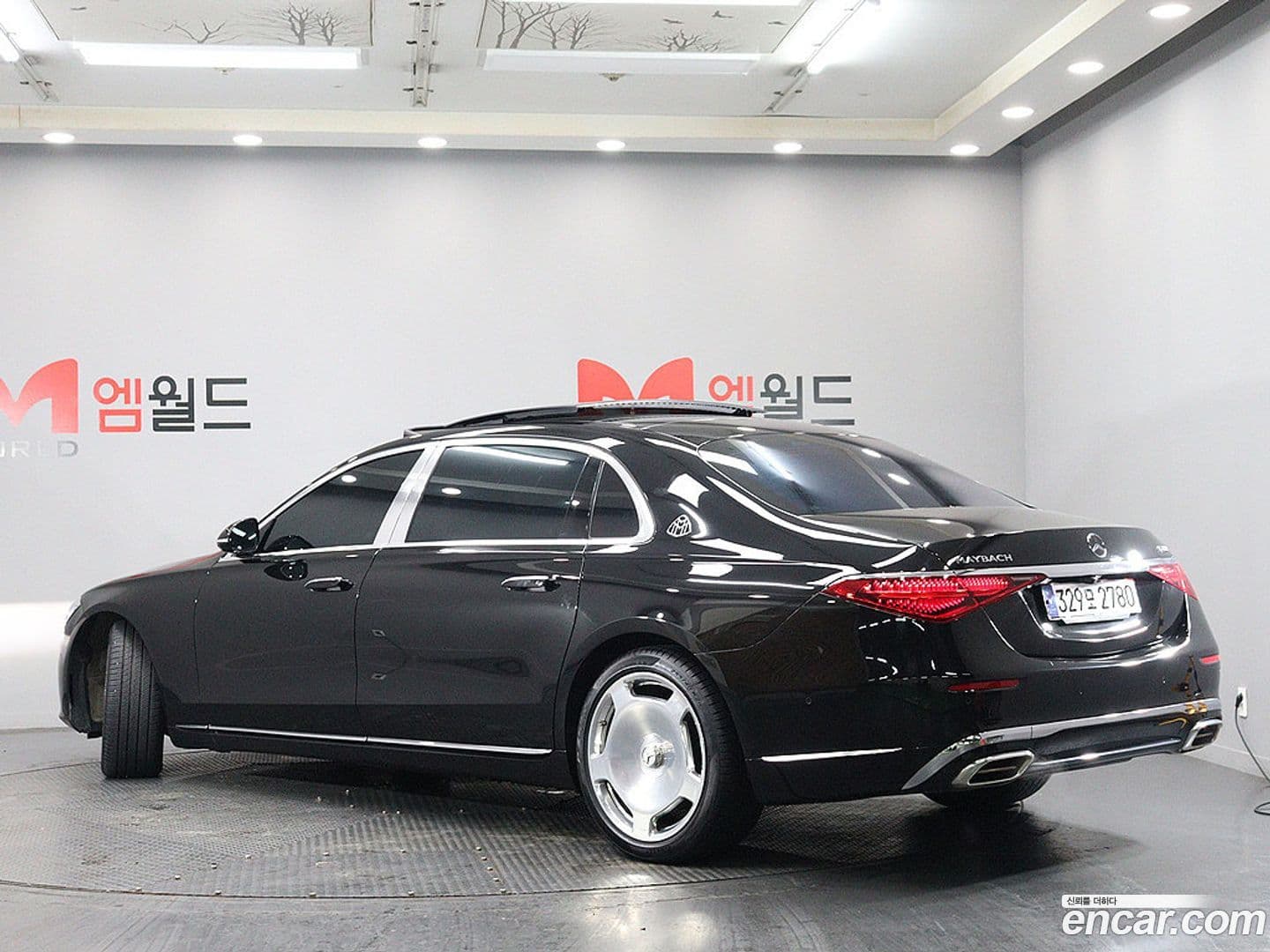 Main__Slider__Photo:S-Class Mercedes-Benz 2021.10-2