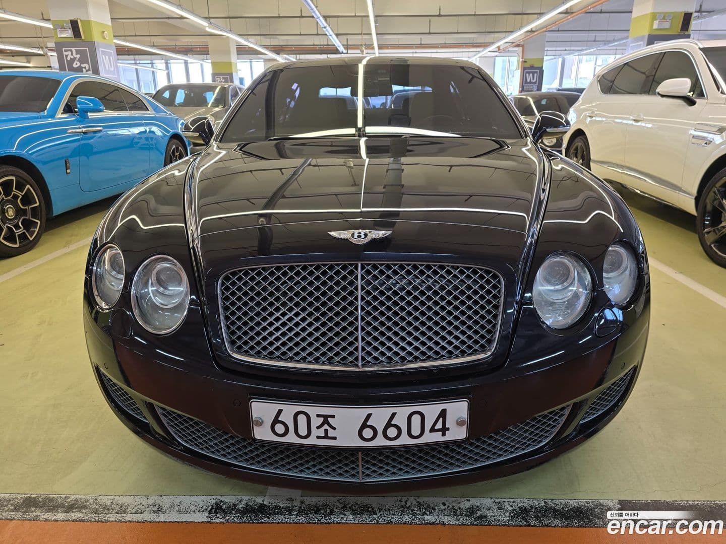 Main__Slider__Photo:Flying Spur Bentley 2011.9-2