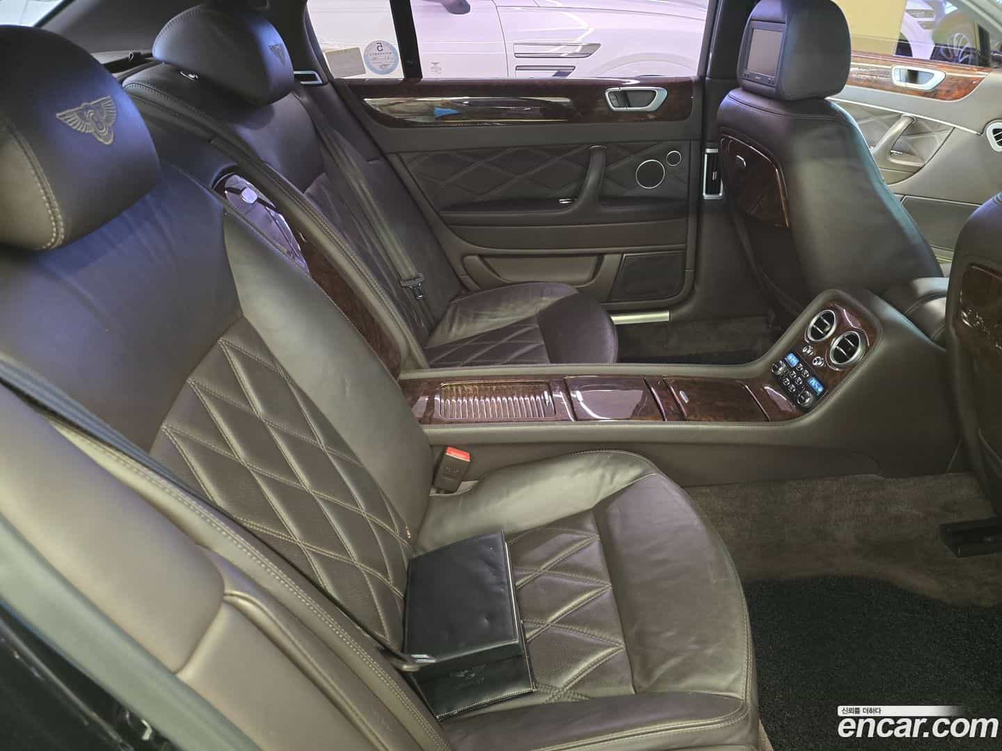 Flying Spur Bentley 2011.9-OPTION-016