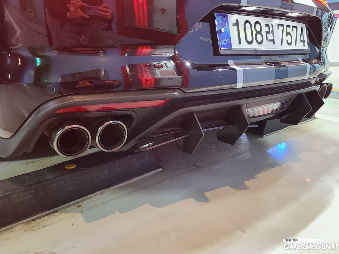 Mustang Ford 2018.6-OUTER-003