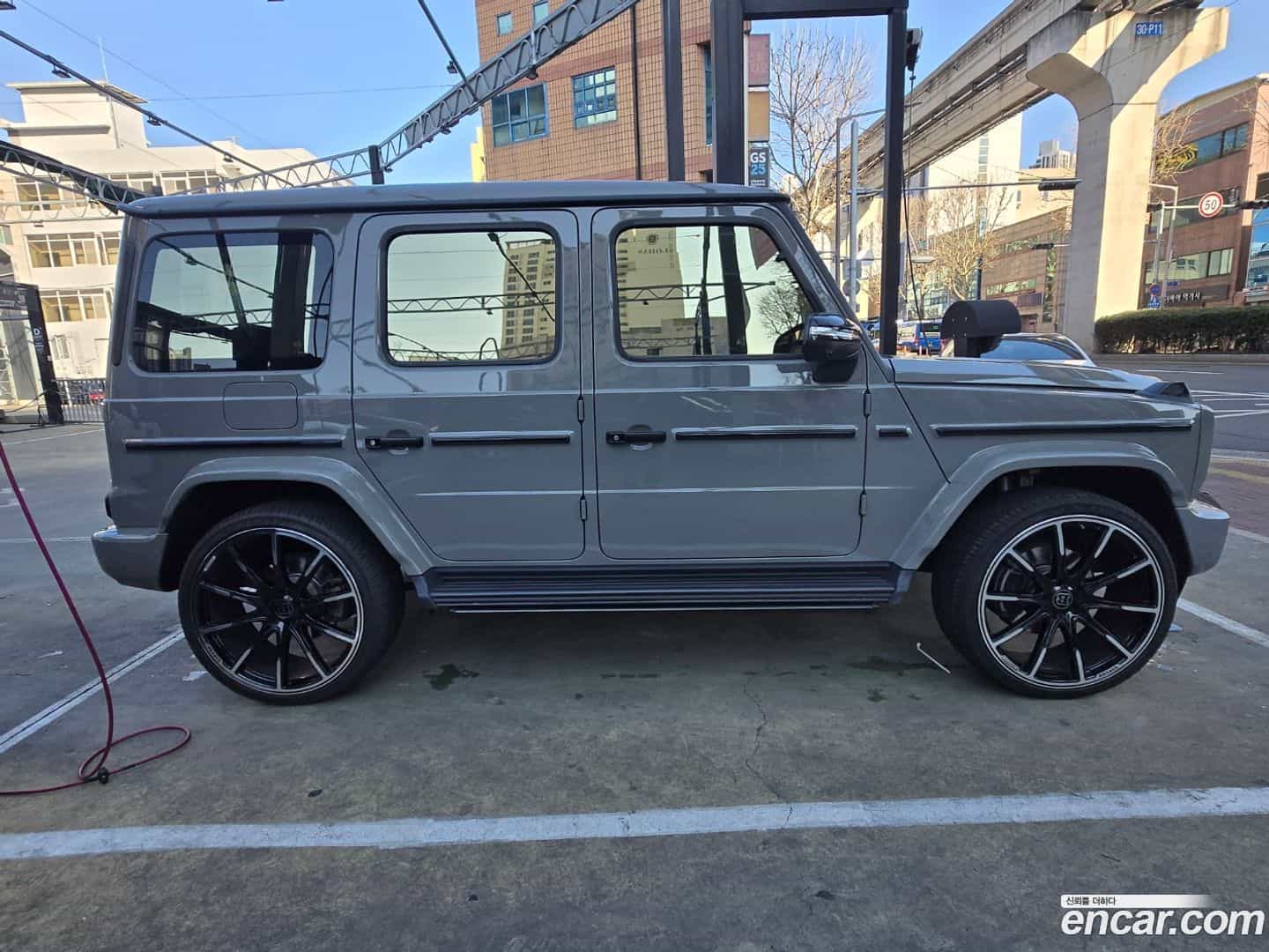 G-Class Mercedes-Benz 2025.6-OPTION-018