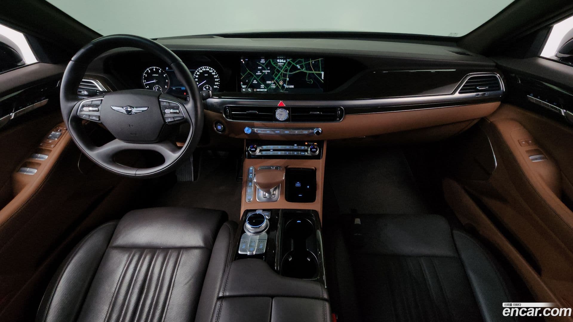 Main__Slider__Photo:G90 Genesis 2021.6-6