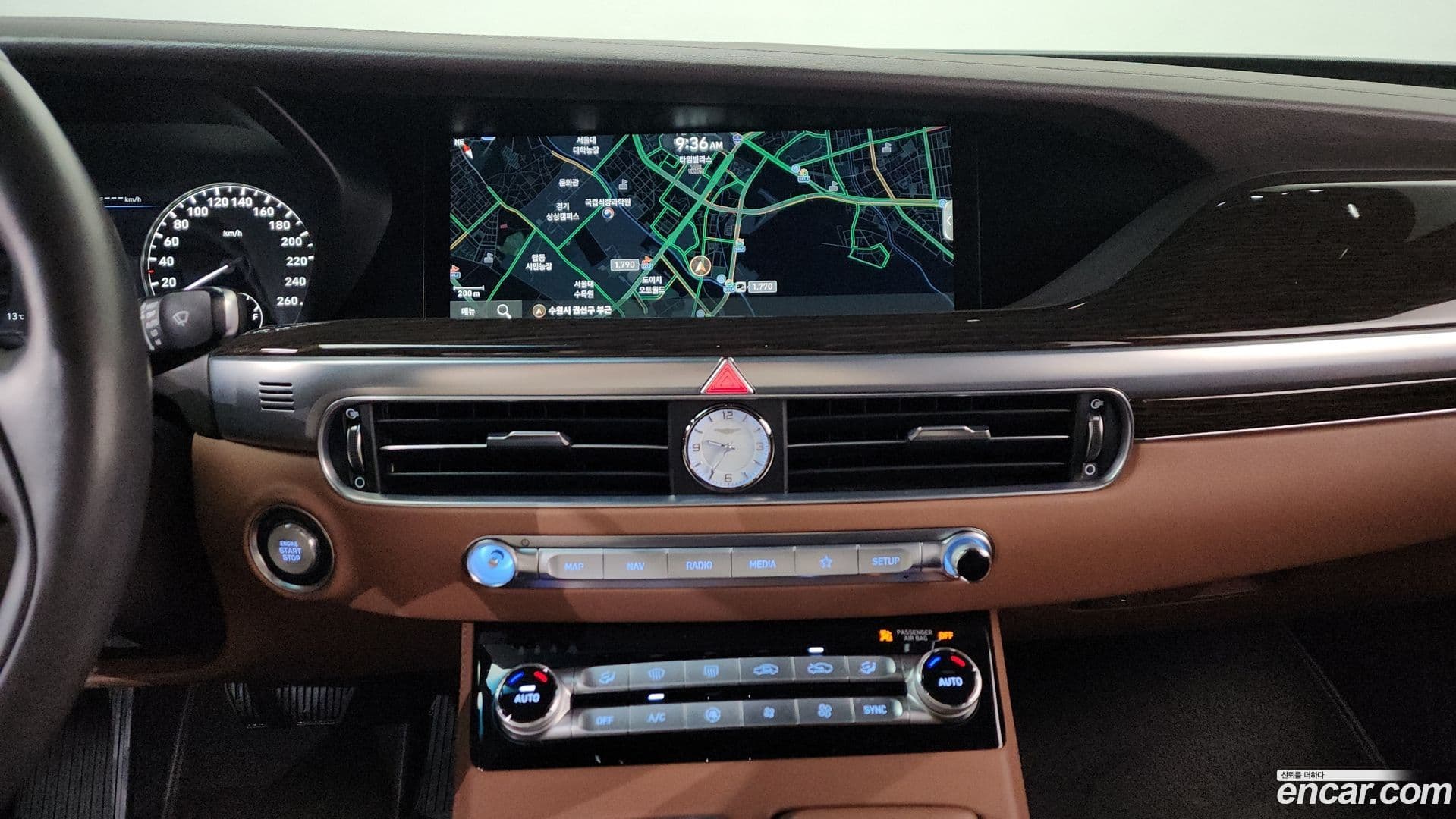 Main__Slider__Photo:G90 Genesis 2021.6-13