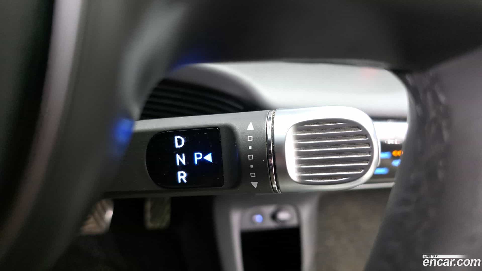 Ioniq5 Hyundai 2022.2-INNER-009