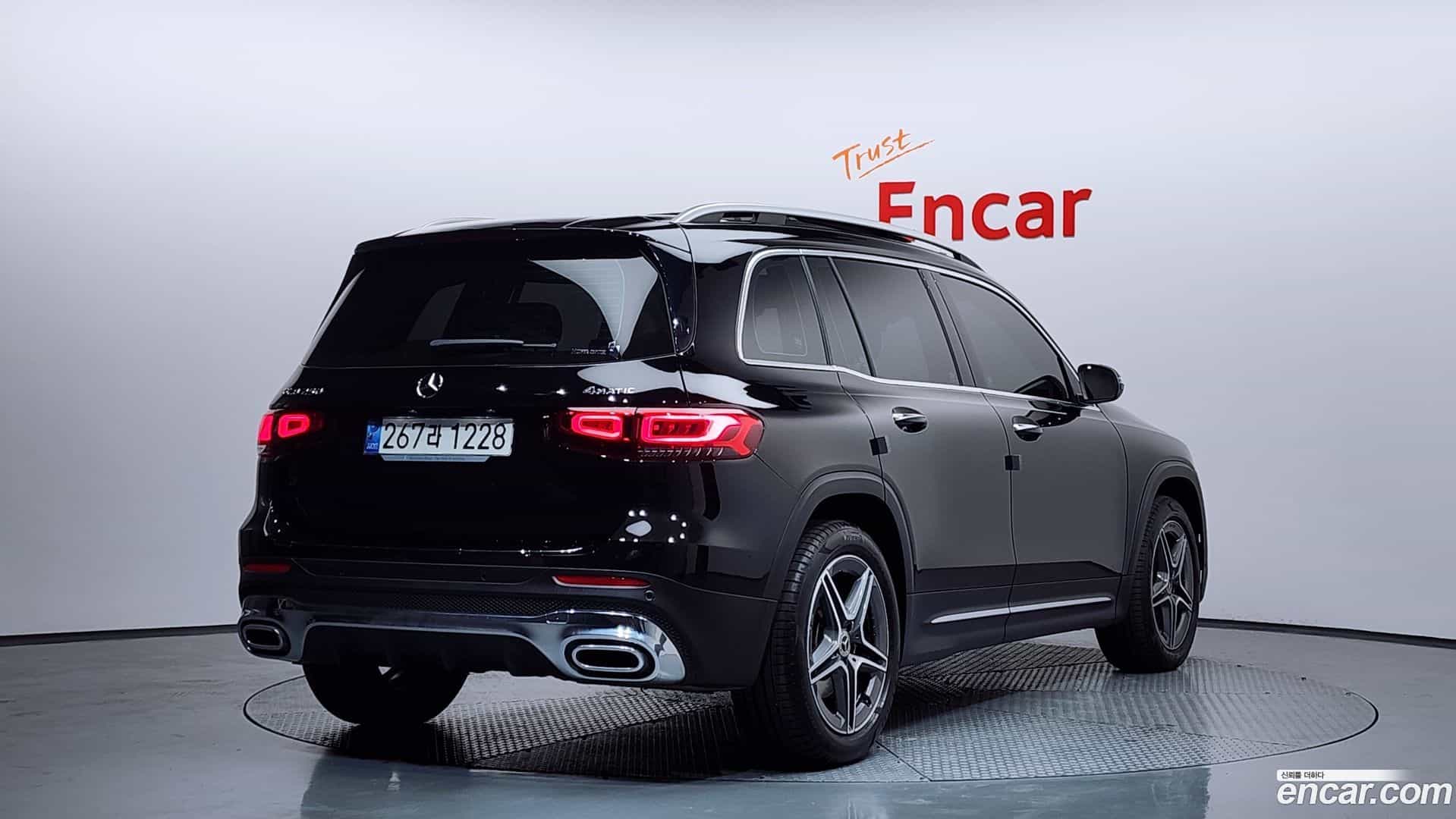 GLB-Class Mercedes-Benz 2021.2-OUTER-002