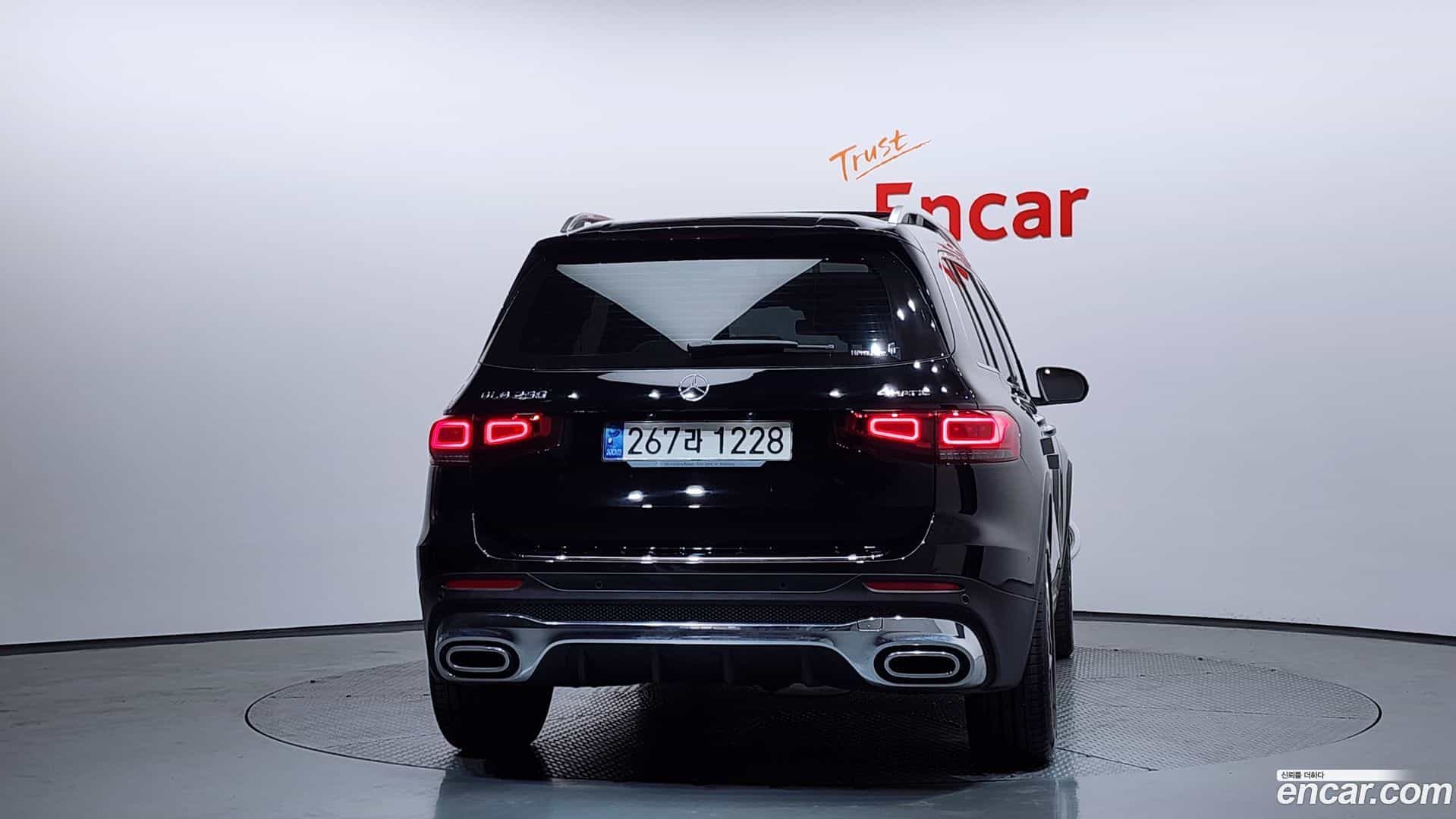 GLB-Class Mercedes-Benz 2021.2-OUTER-004