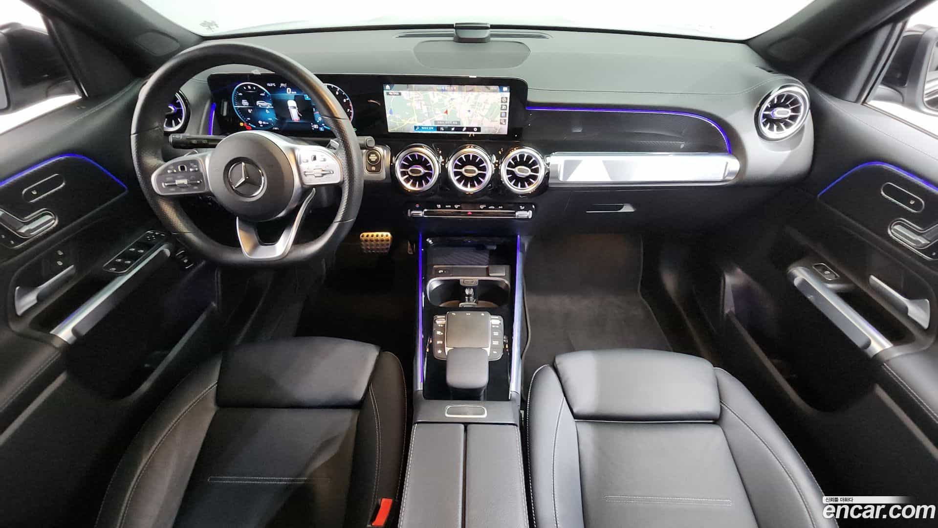 GLB-Class Mercedes-Benz 2021.2-INNER-007