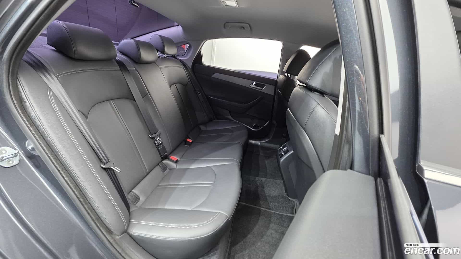 Sonata Hyundai 2018.9-OPTION-023