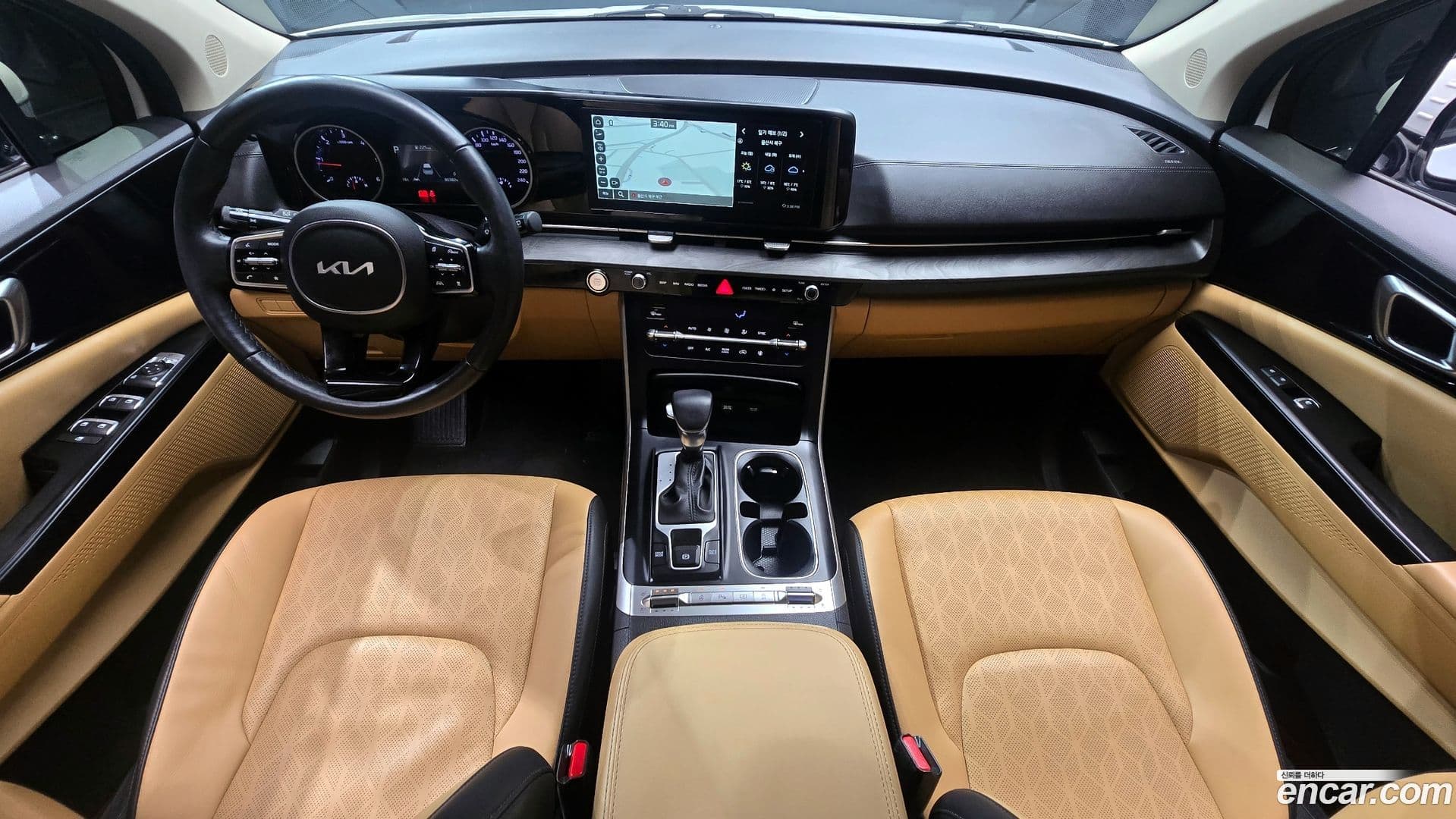 Main__Slider__Photo:Canival Kia 2022.11-6