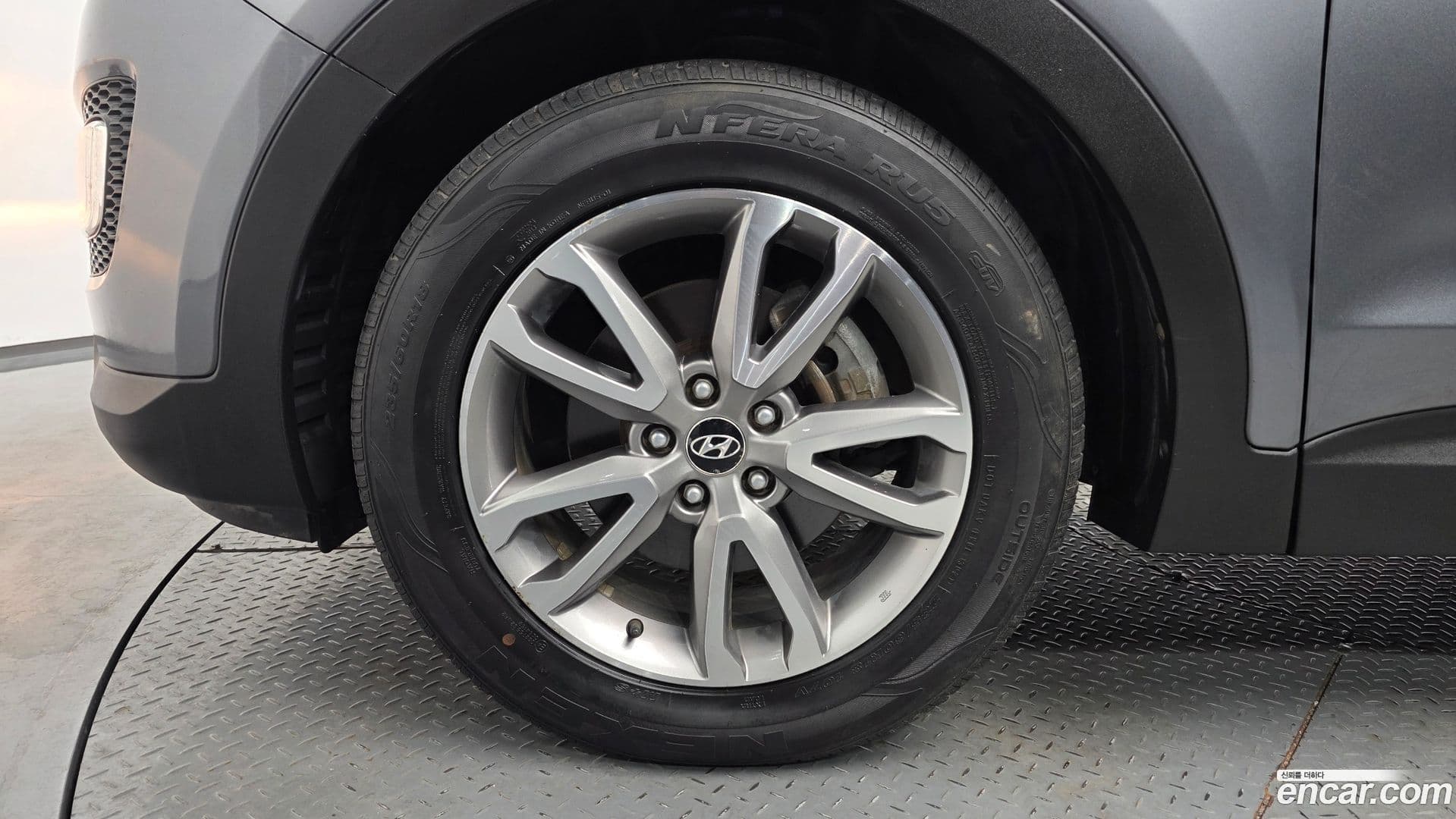 Main__Slider__Photo:Santafe Hyundai 2012.8-4