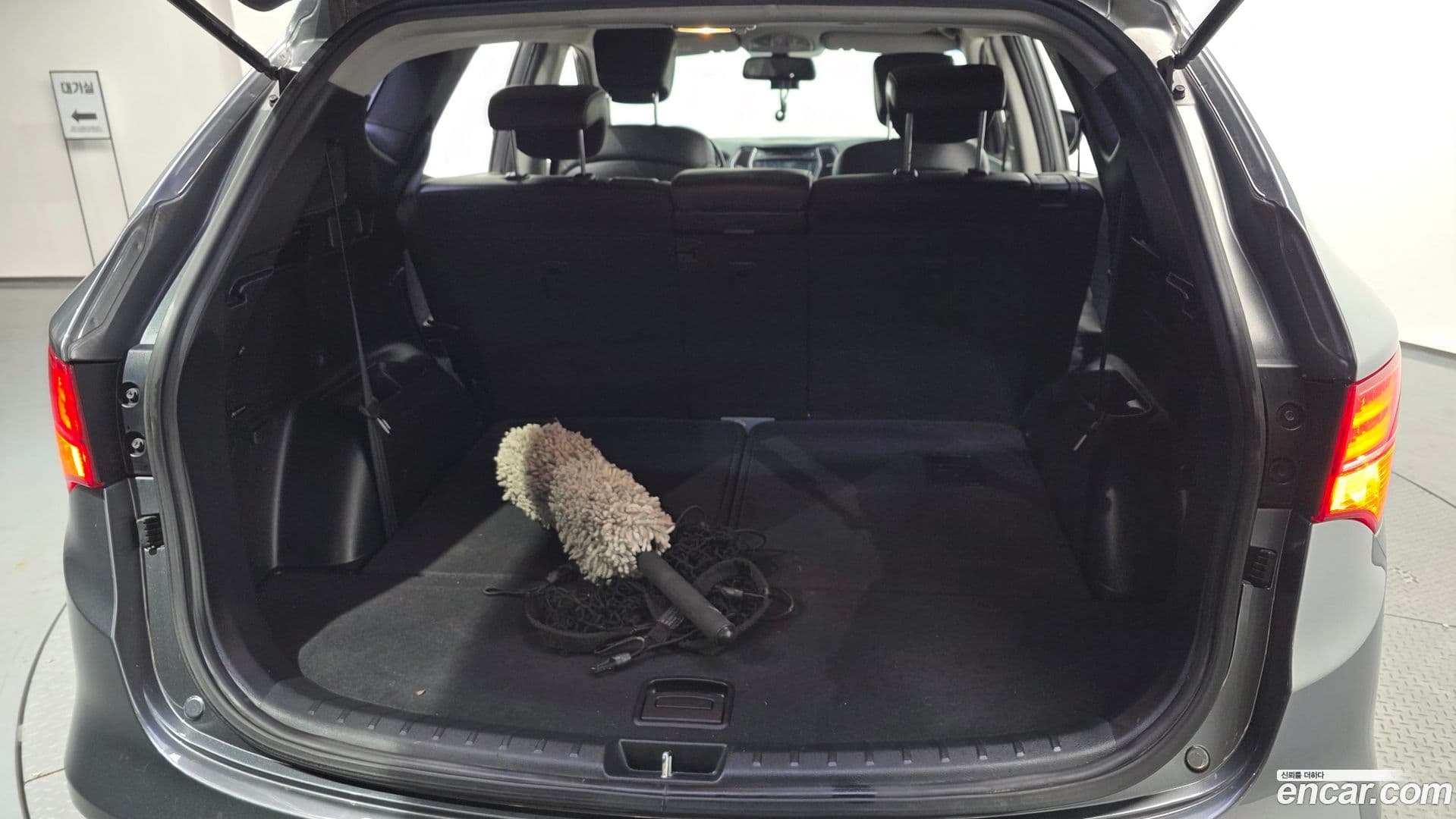 Main__Slider__Photo:Santafe Hyundai 2012.8-19