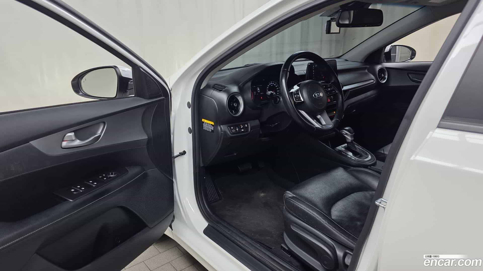 K3 Kia 2021.1-INNER-010