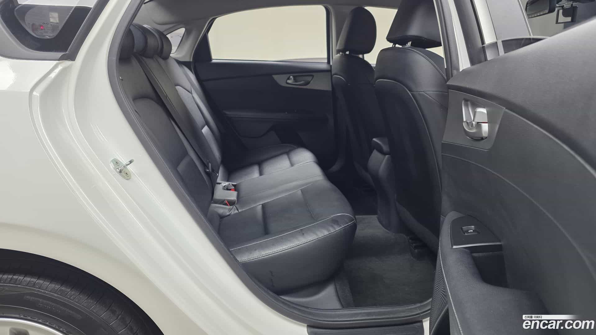 K3 Kia 2021.1-OPTION-016