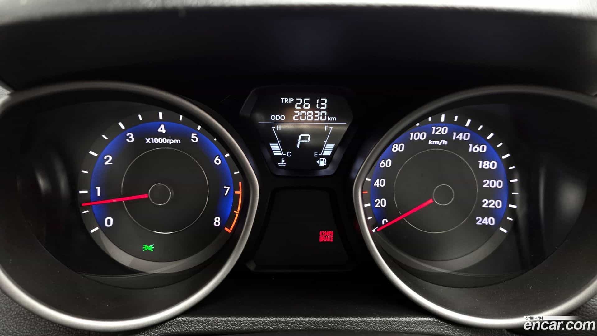 AVANTE Hyundai 2012.9-INNER-008