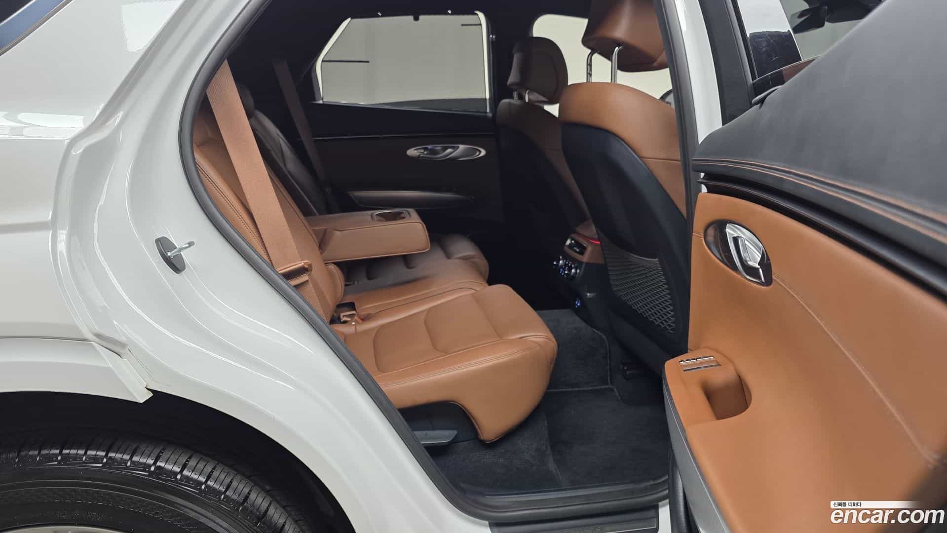 GV70 Genesis 2023.1-OPTION-016